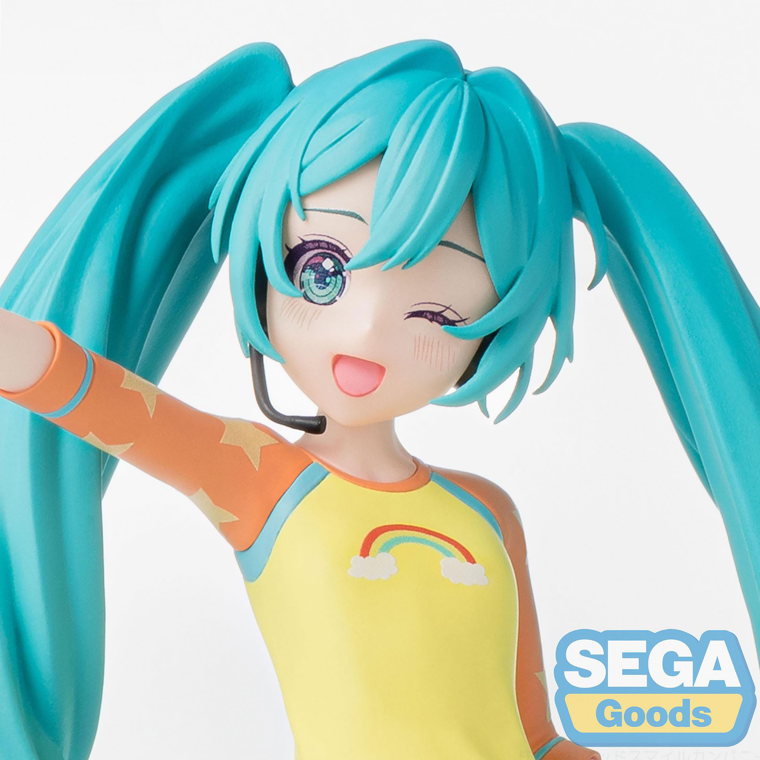 Hatsune Miku - Love and Berry Dress Up and Dance! Figura Versión Love Costume