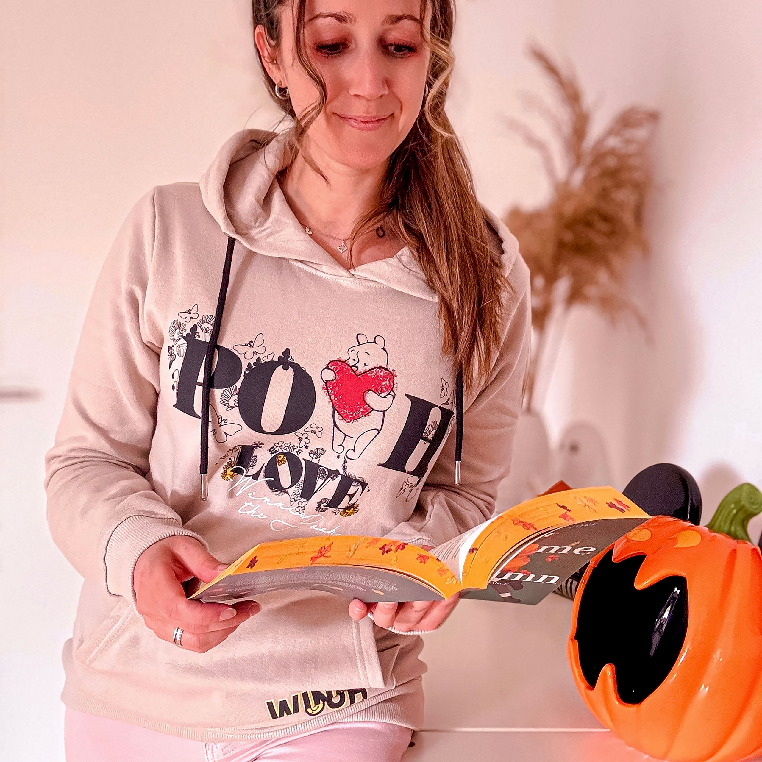 Winnie l’Ourson - Sweat à capuche Pooh Love beige