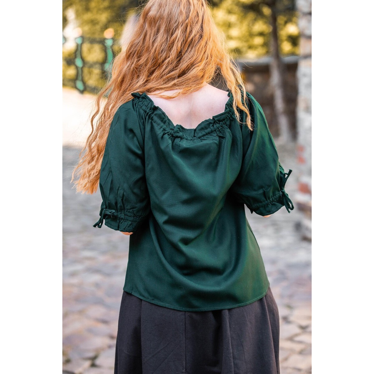 Medieval Short-Sleeve Blouse Vera green