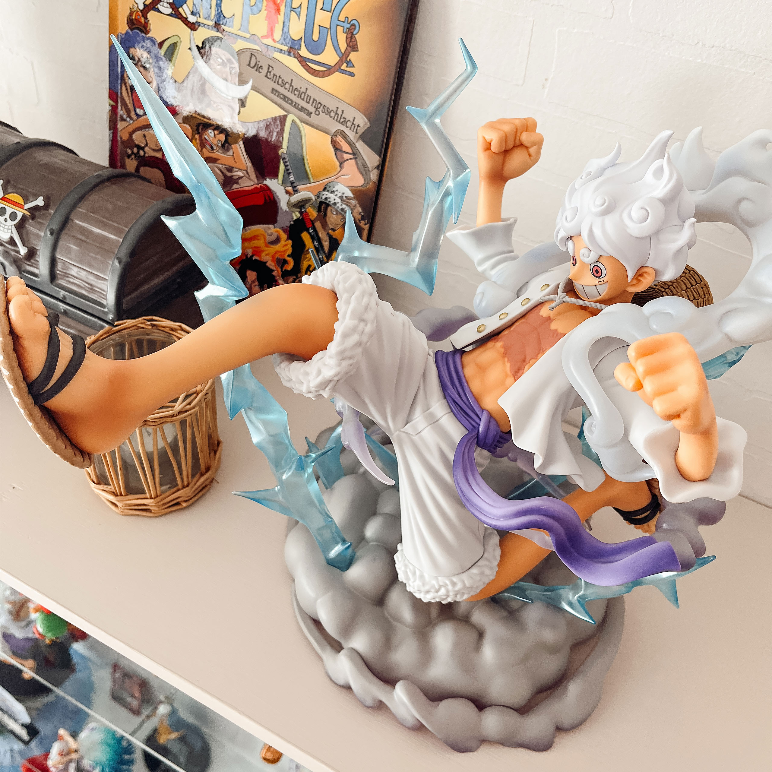 One Piece: Gear 5 - Monkey D. Luffy Reuzenstandbeeld