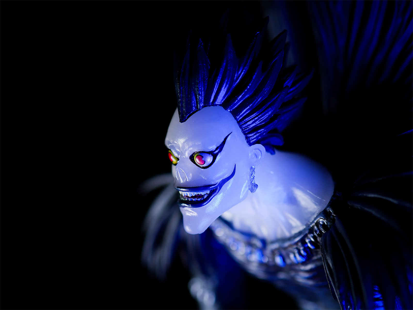 Death Note - Ryuk Glow in the Dark Figur 30 cm