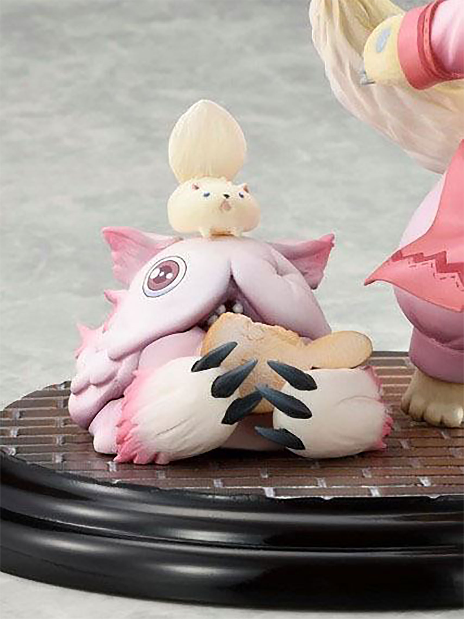 Made in Abyss - Lepus Nanachi & Mitty Statue