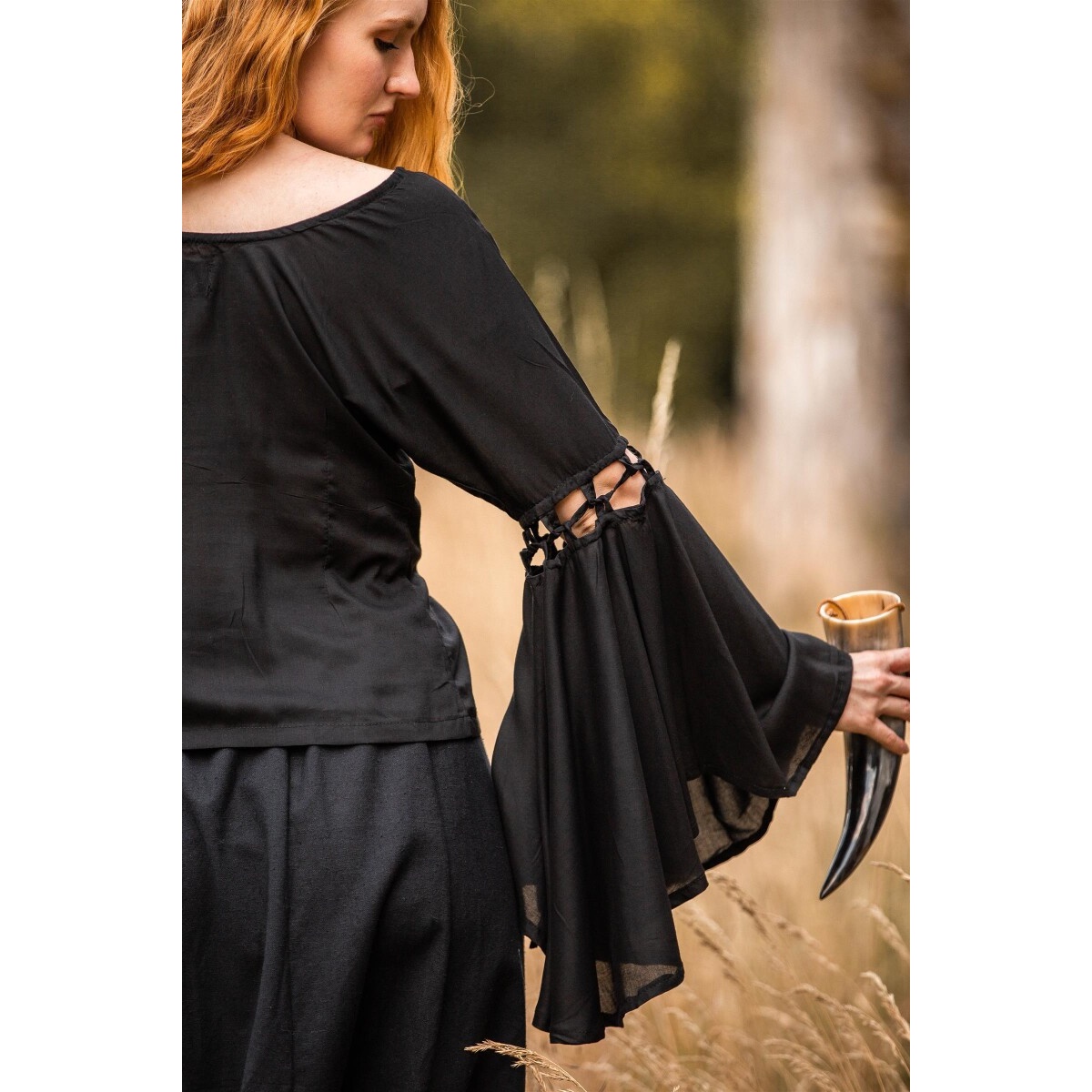 Medeltida blus Carmen svart