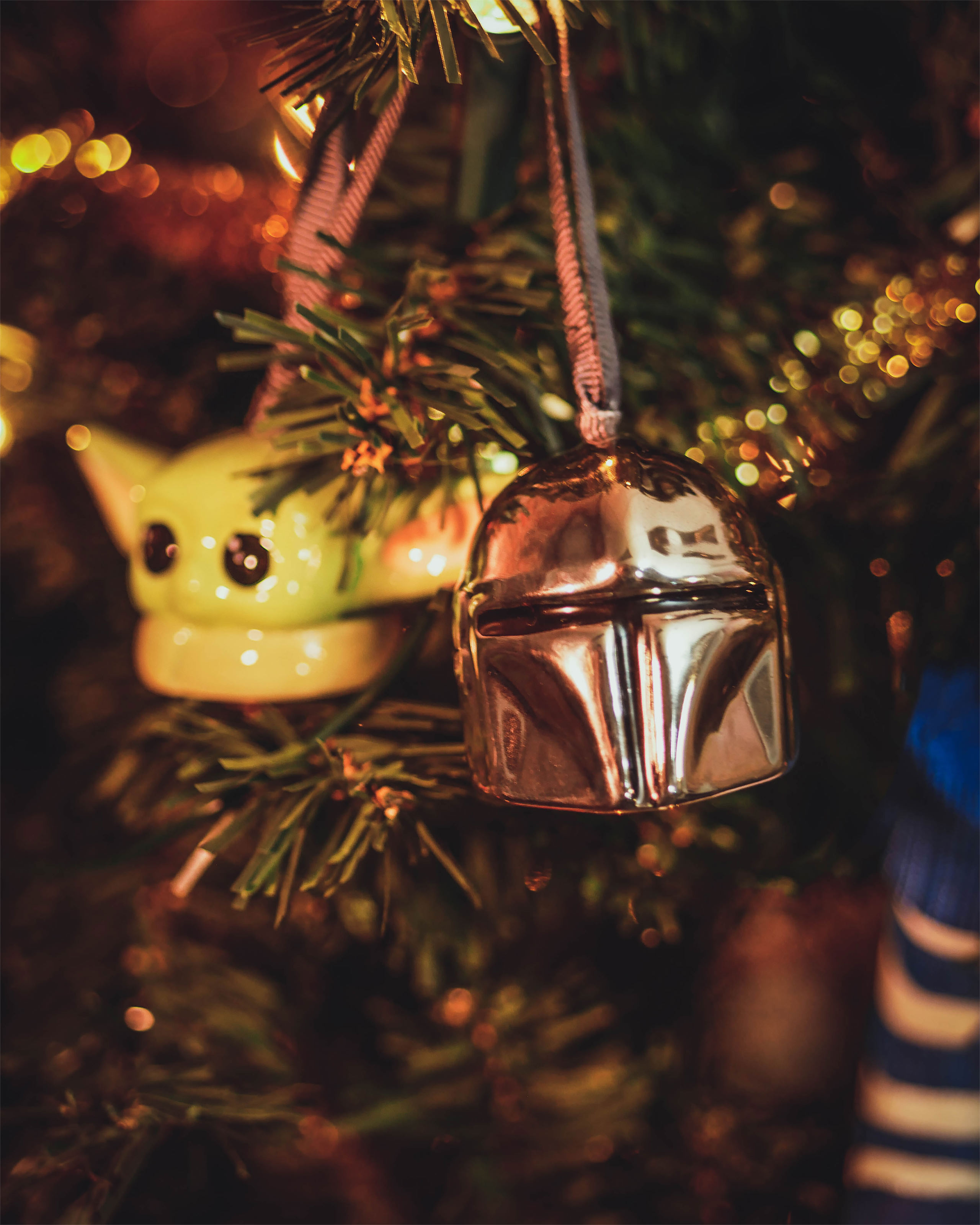 The Mandalorian Christmas tree decoration - Star Wars