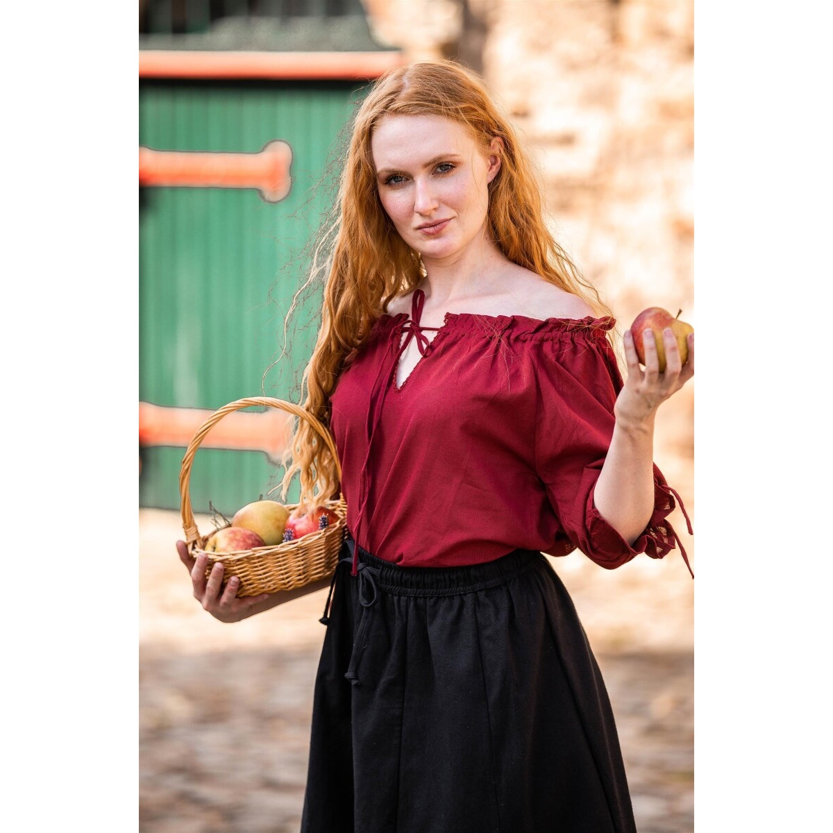 Blusa medievale a maniche corte Sandra rossa