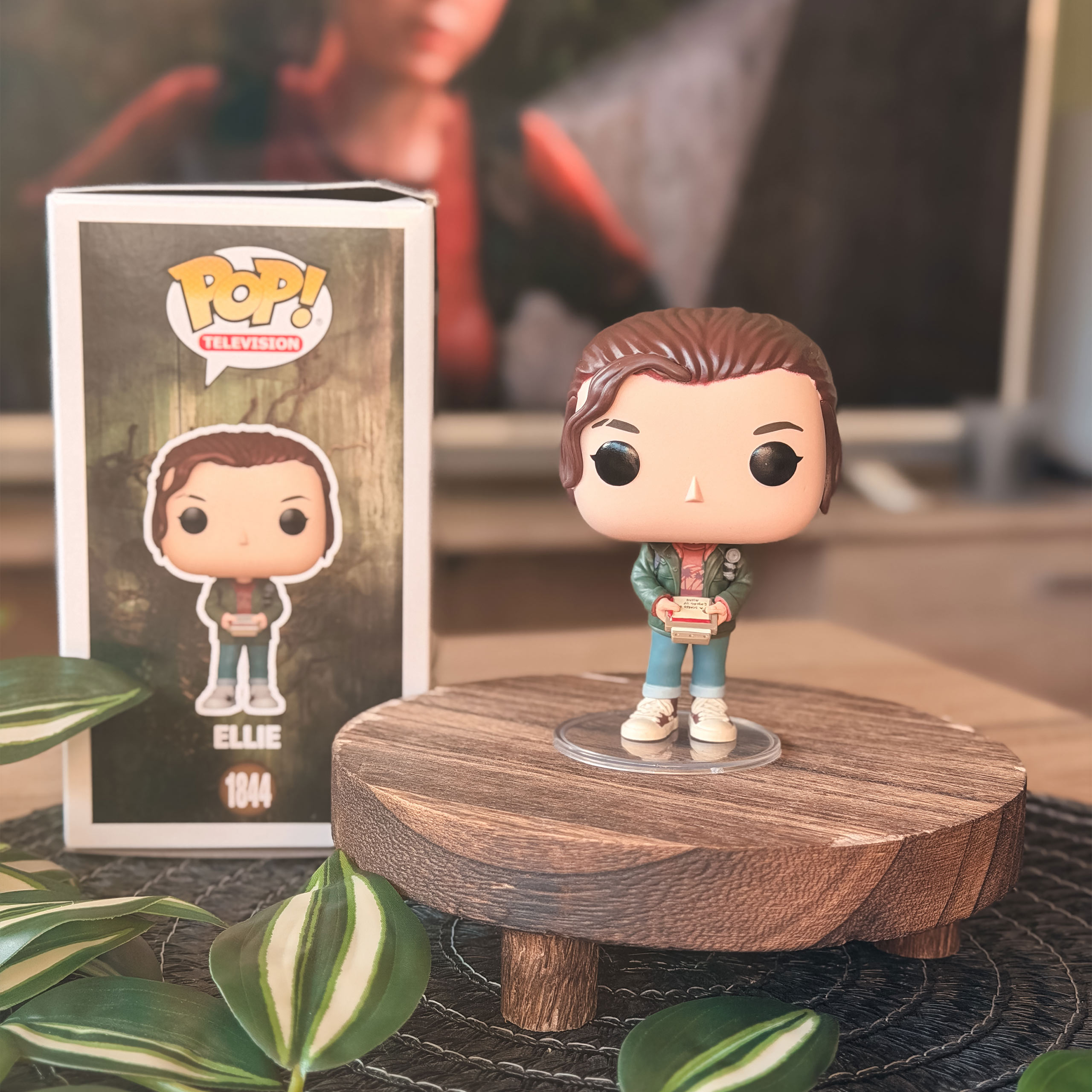 The Last of Us - Ellie con portapapeles figura Funko Pop!