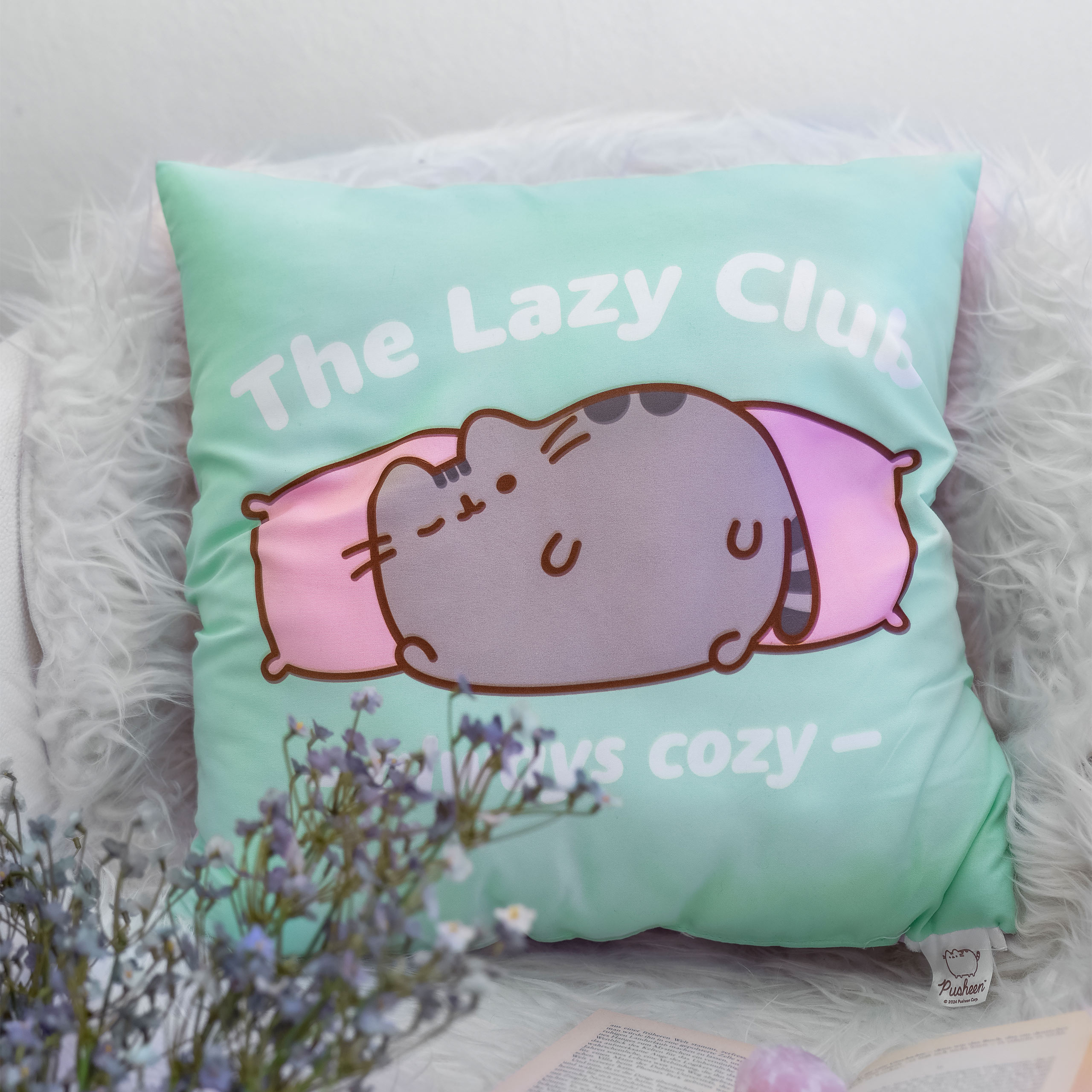 Pusheen - The Lazy Club Pillow