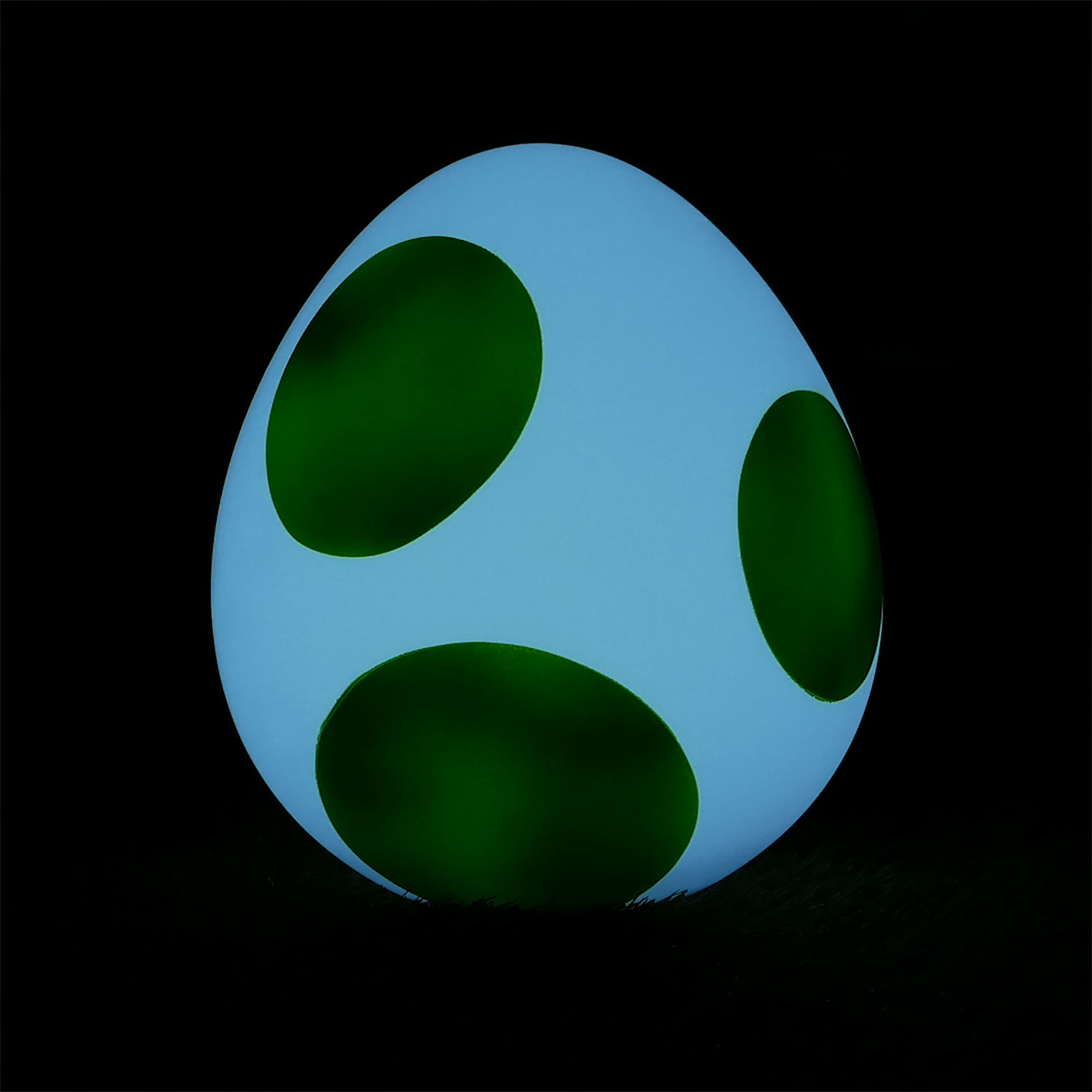 Super Mario - Yoshi Egg Table Lamp