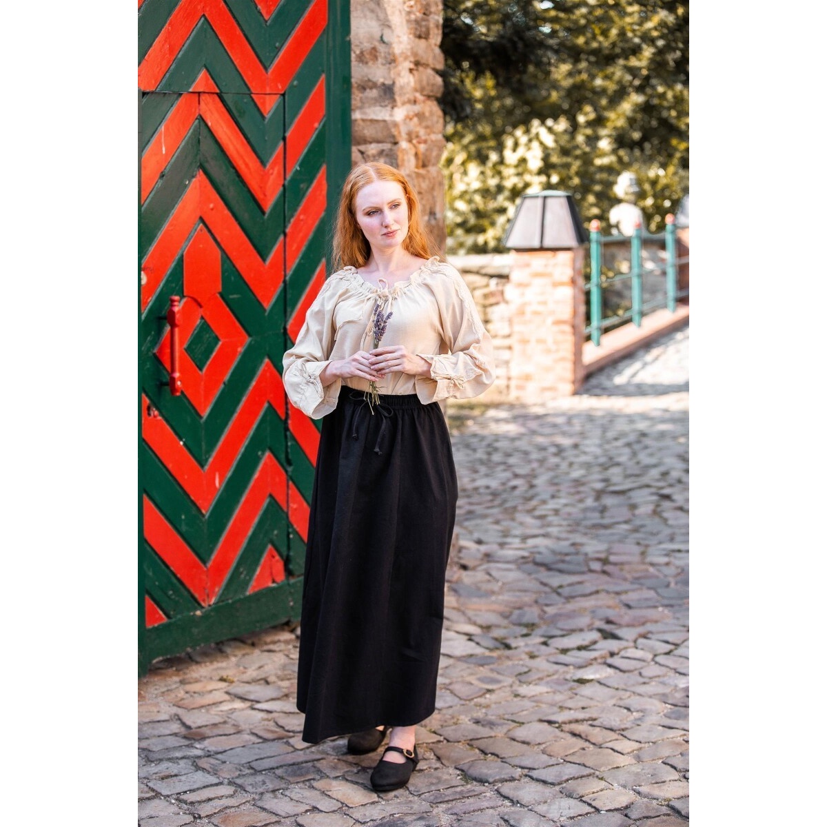 Średniowieczna bluzka z koronką Bettina