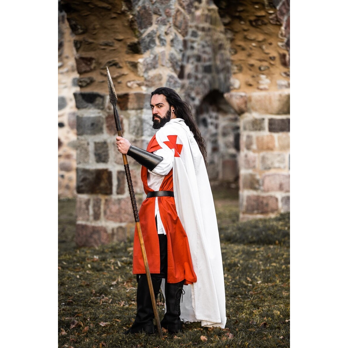 Capa medieval de los Templarios Baldwin blanco-rojo