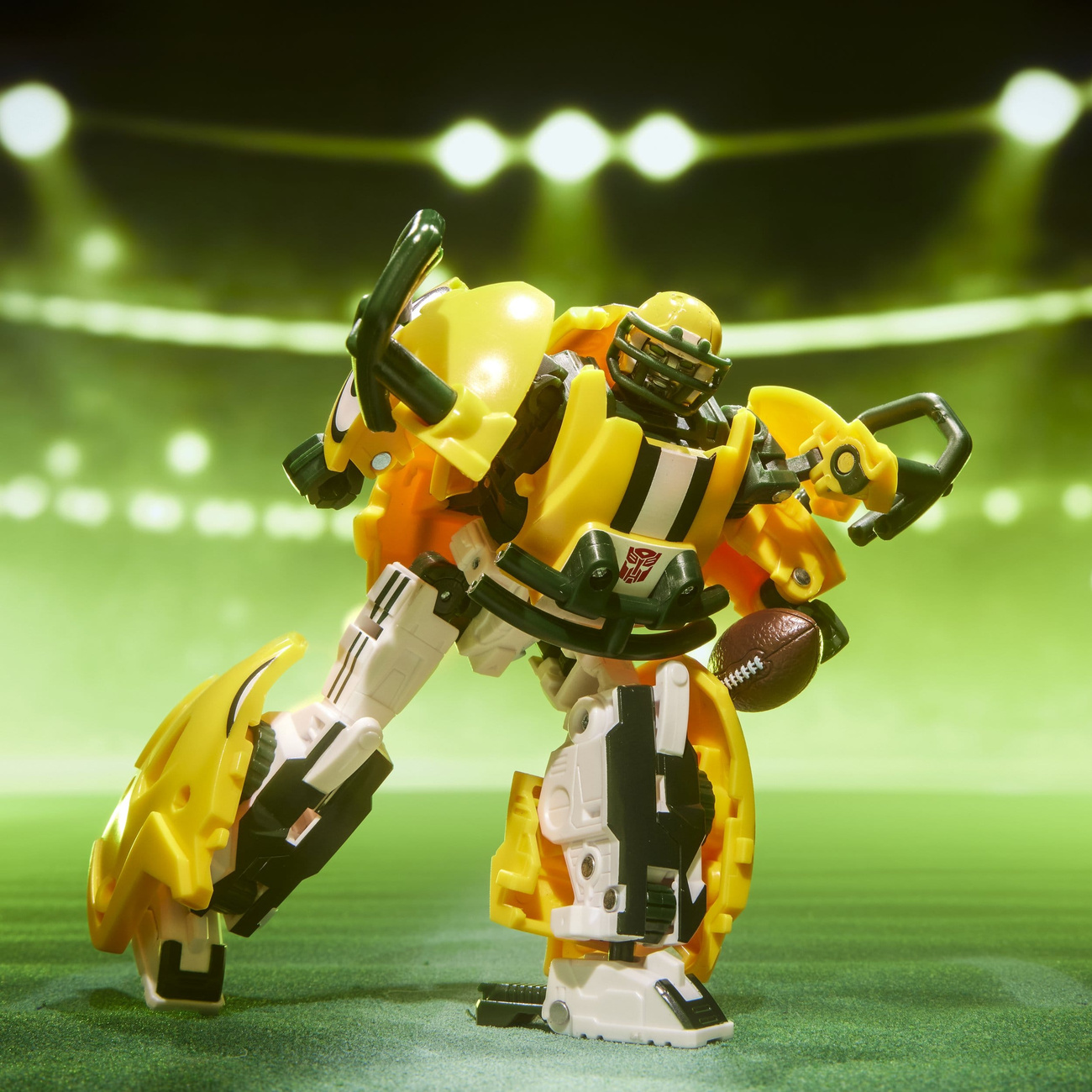 Transformers x NFL Figura de acción Green Bay Packers: Tundra
