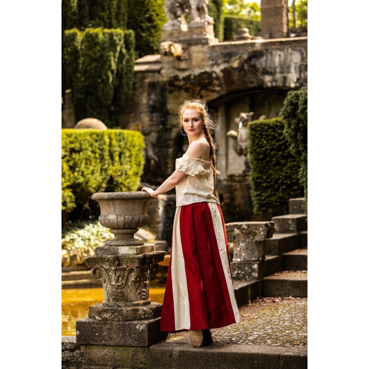 Średniowieczna letnia bluzka Lotte z falbanami beżowa