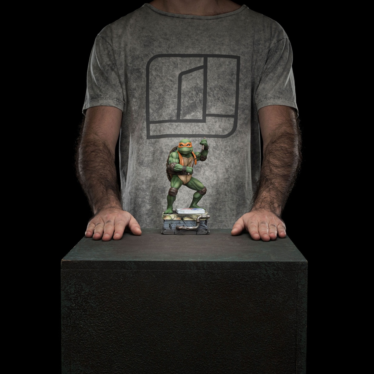 Teenage Mutant Ninja Turtles Figurka Art Scale 1/10 Michelangelo 19 cm