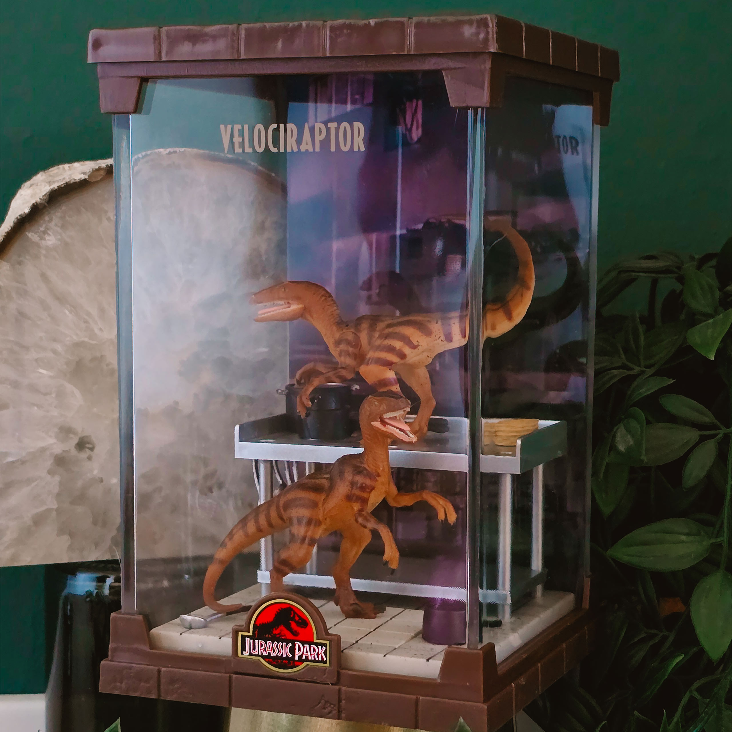 Jurassic Park - Velociraptor Figure Set
