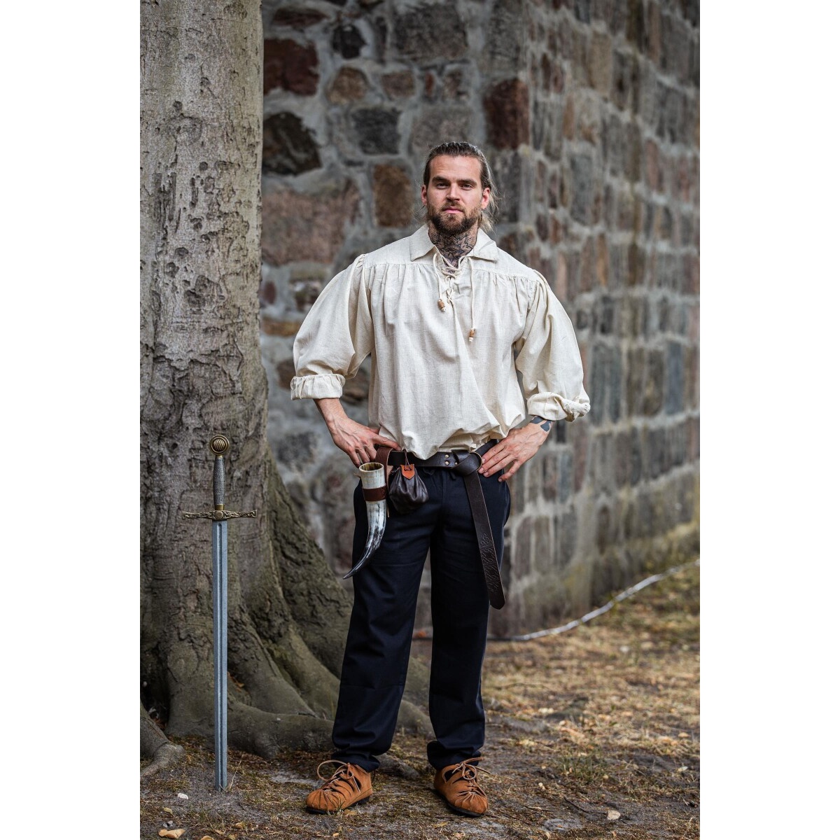 Middeleeuws veterhemd Arthur beige