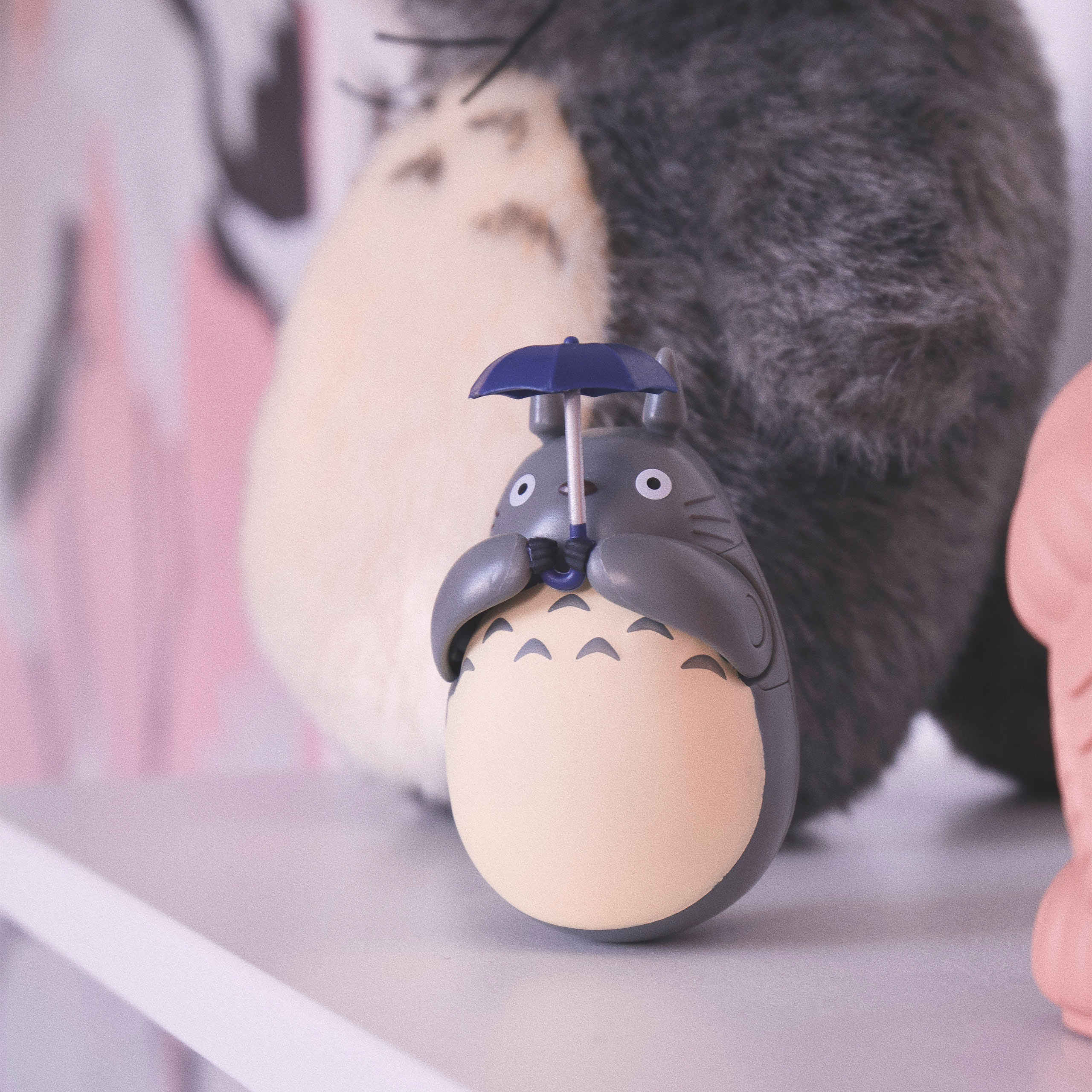 Totoro - Miminzuku Oh-Totoro Stehaufmännchen Figur mit Schirm
