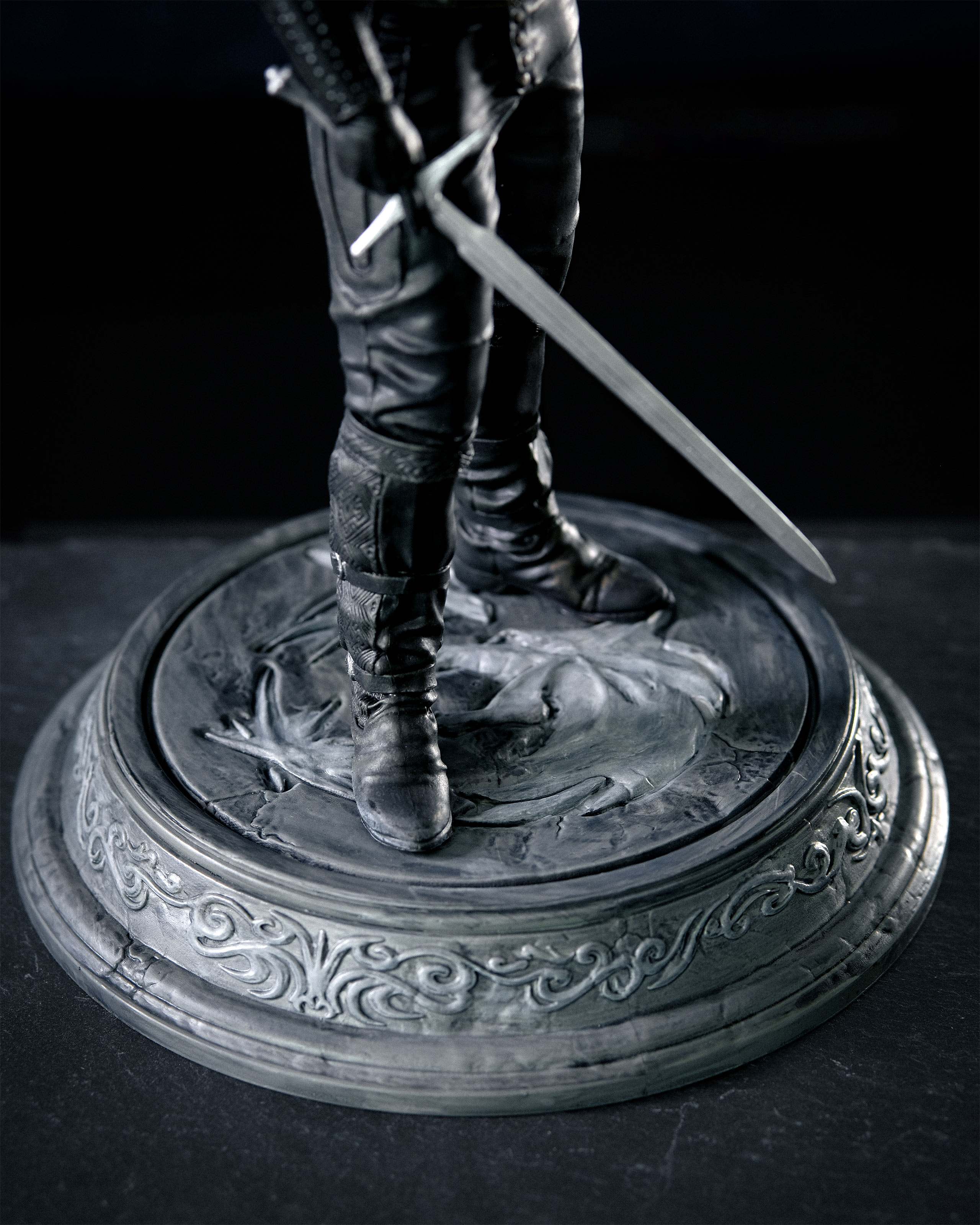 Witcher - Getransformeerde Geralt Standbeeld