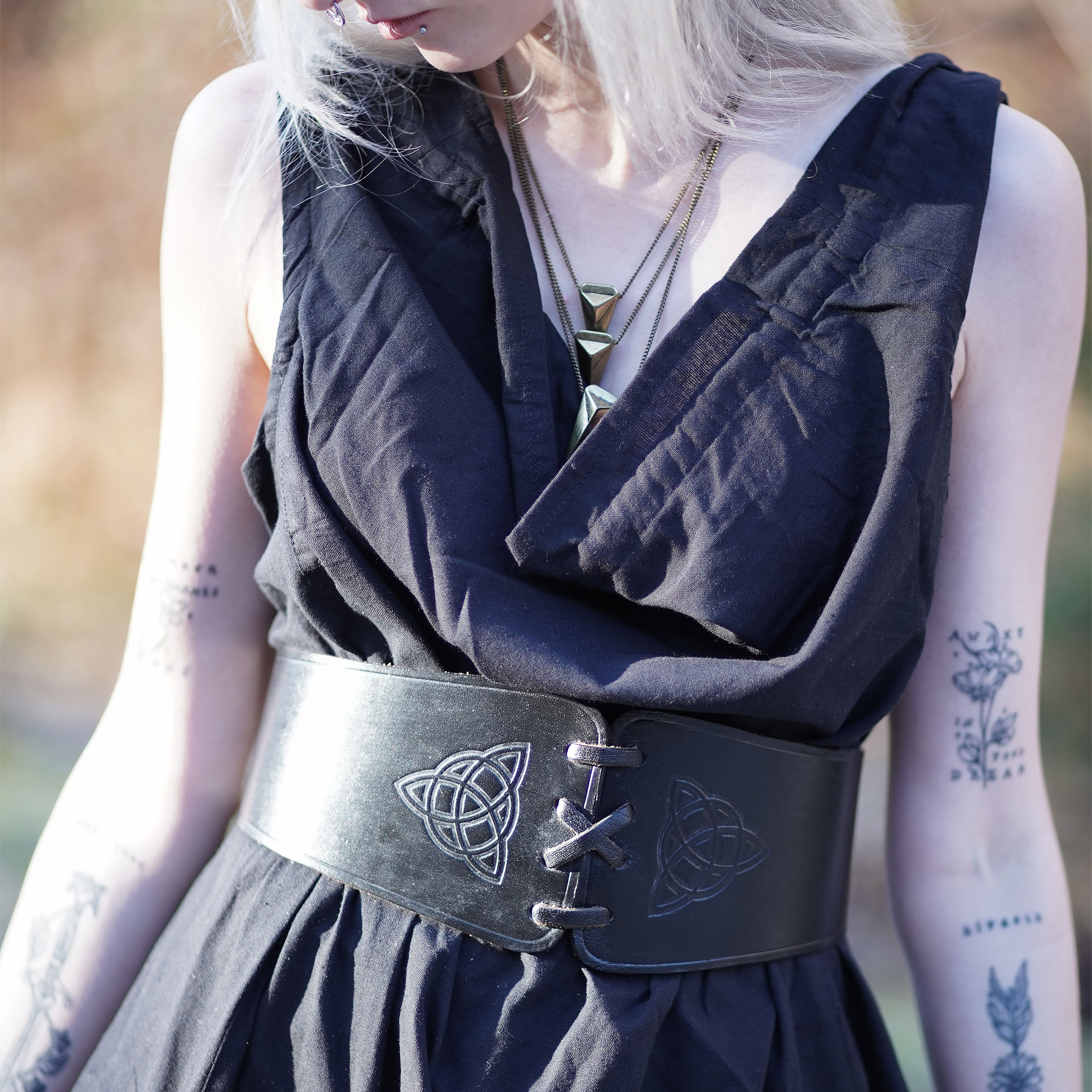 Medieval Waist Cincher Alana with Celtic Embossing Black
