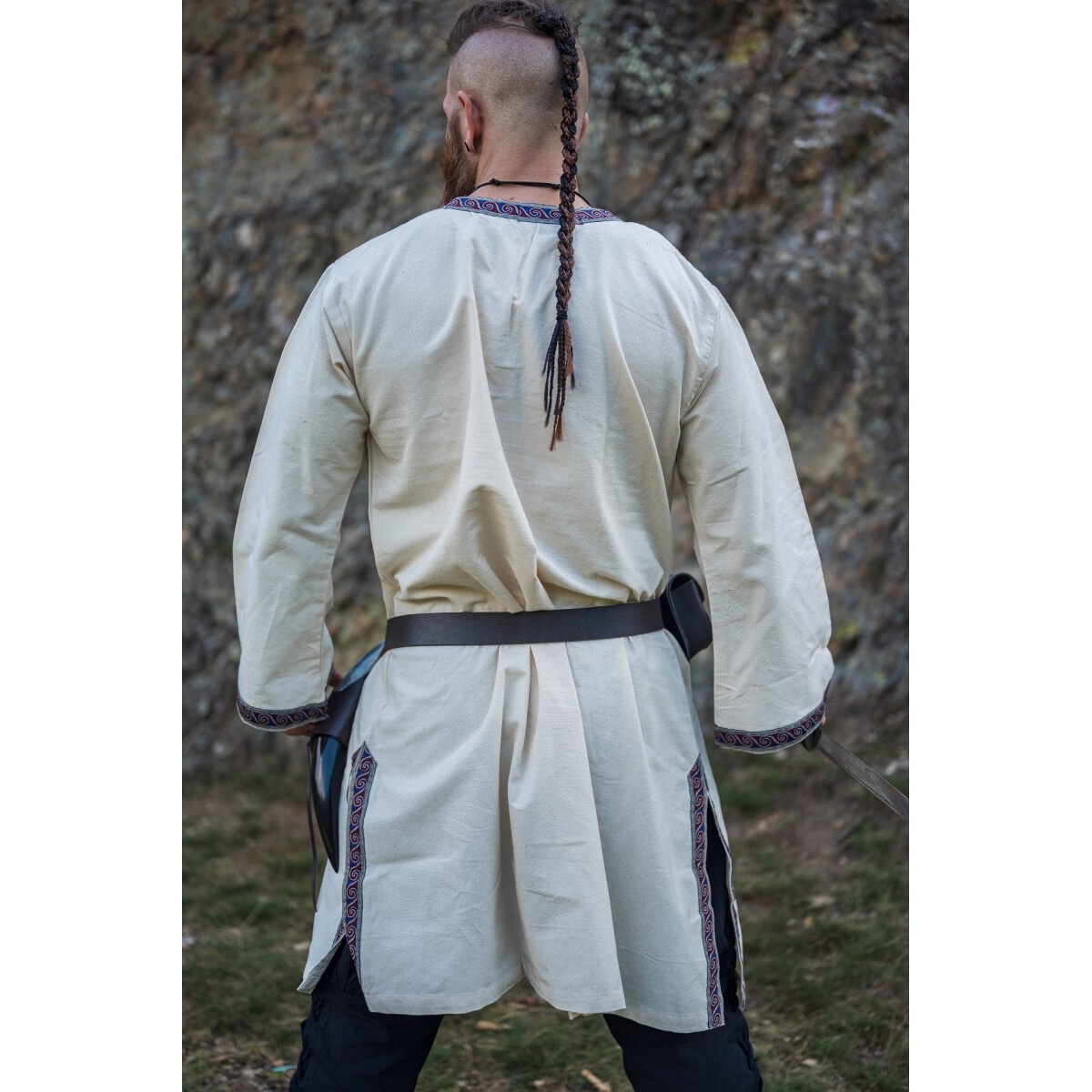 Tunique médiévale avec bordure Halvor beige