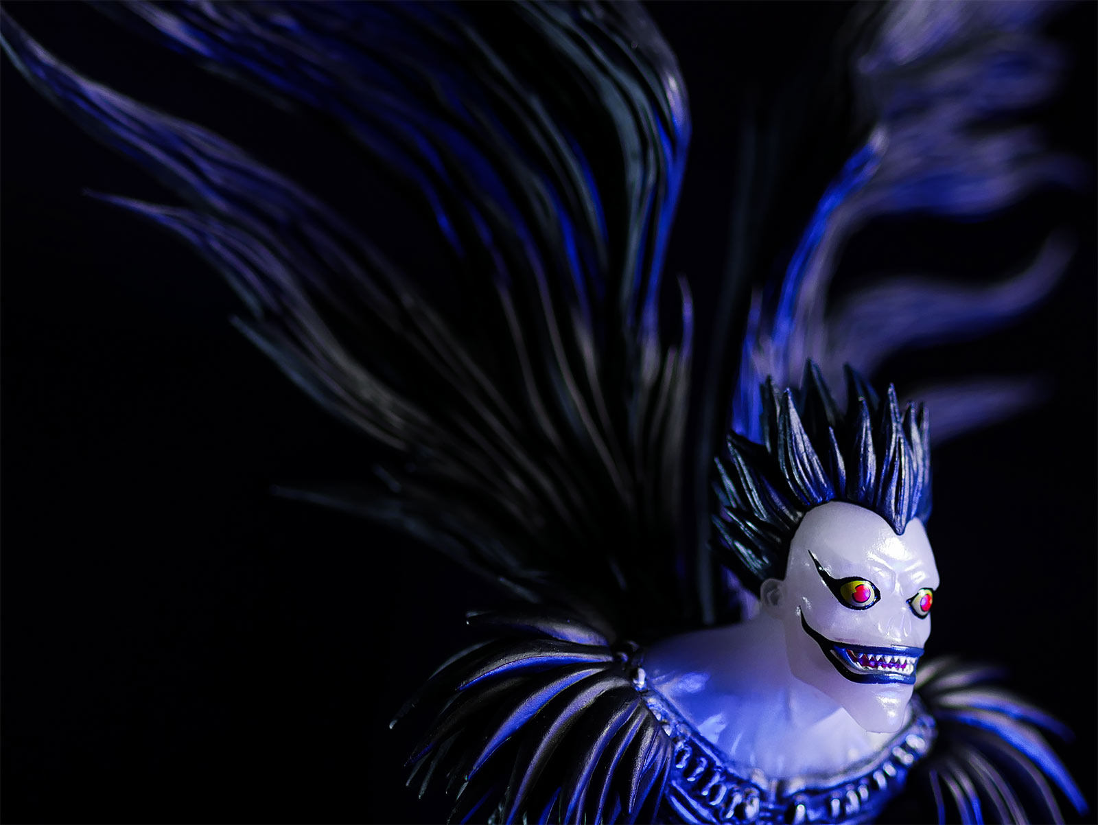 Death Note - Ryuk Glow in the Dark Figur 30 cm