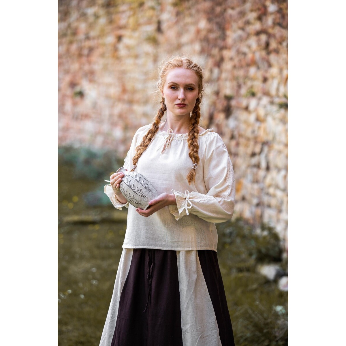 Średniowieczna bluzka z koronką Bettina beżowa