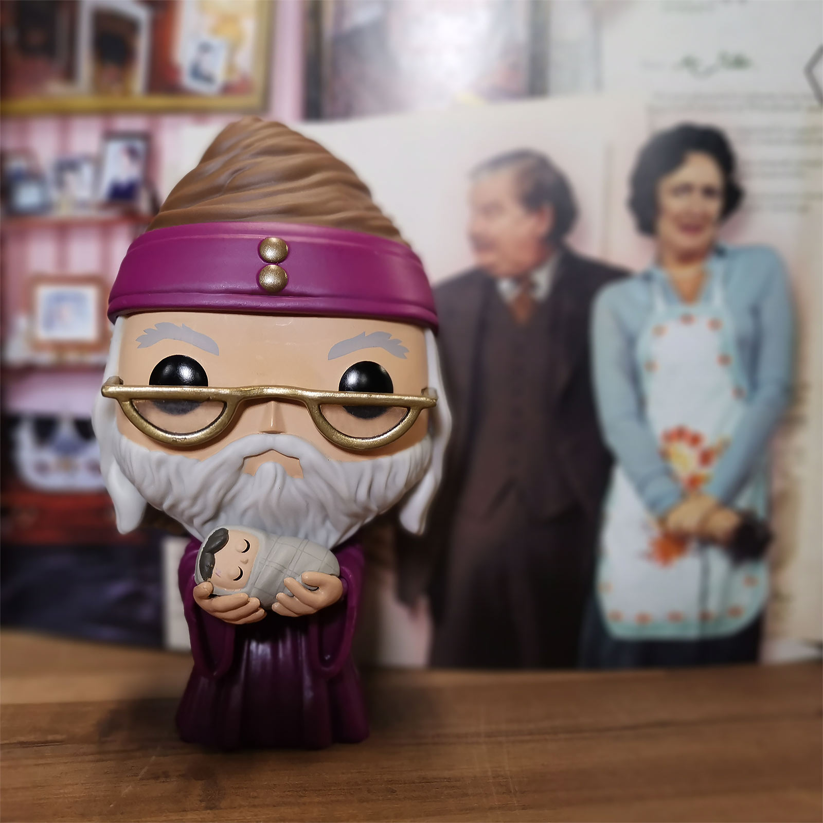 Harry Potter - Dumbledore met Baby Harry Funko Pop Figuur