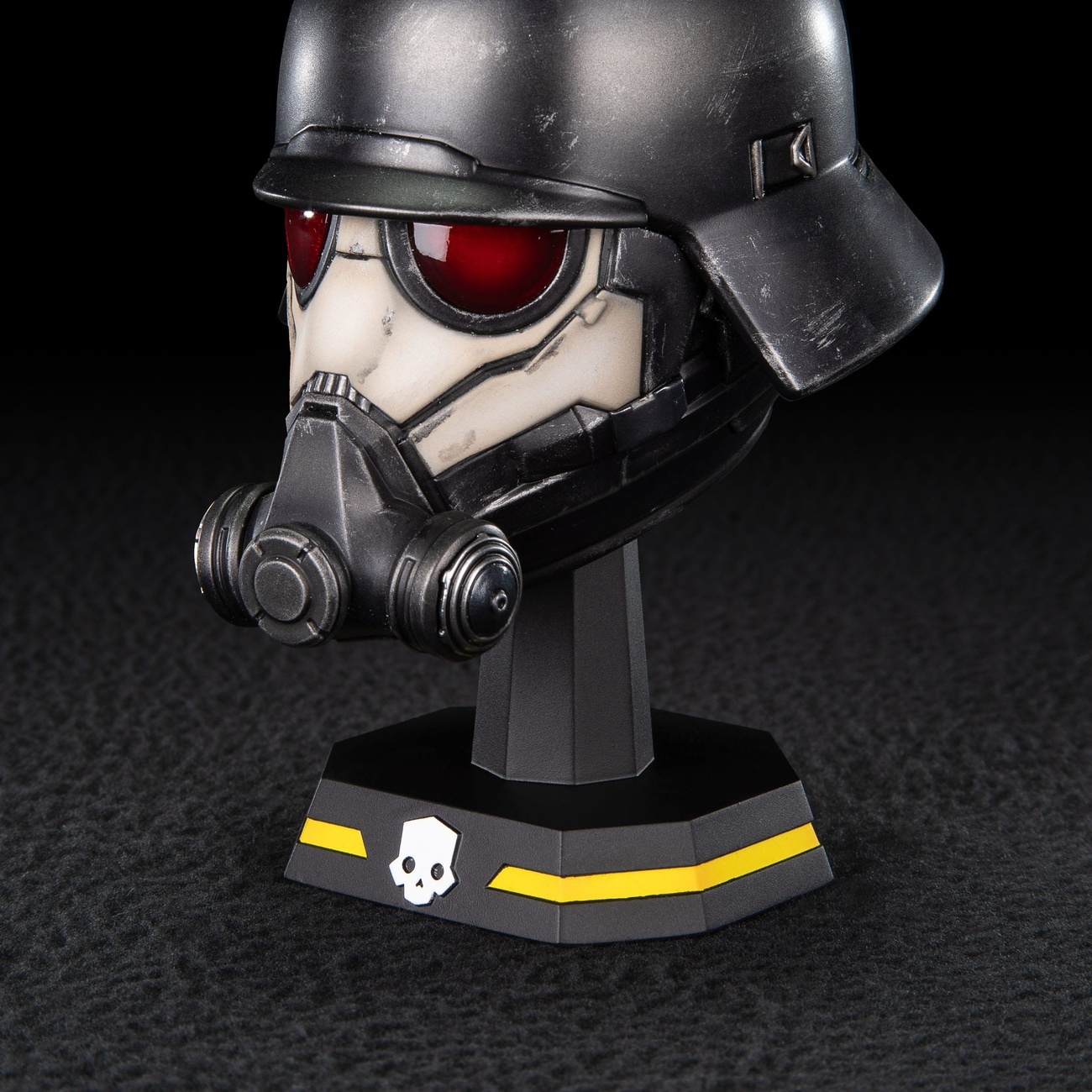 Helldivers 2 Replica 1/4 Field Chemist Helmet 11 cm