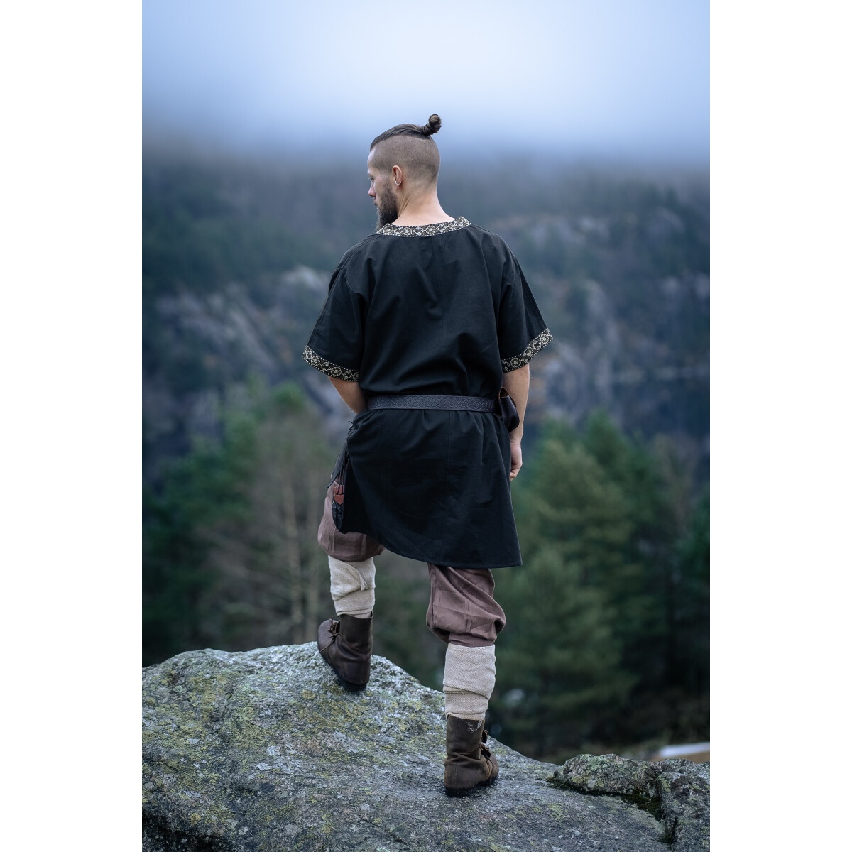 Medieval Short-Sleeve Tunic Loki black
