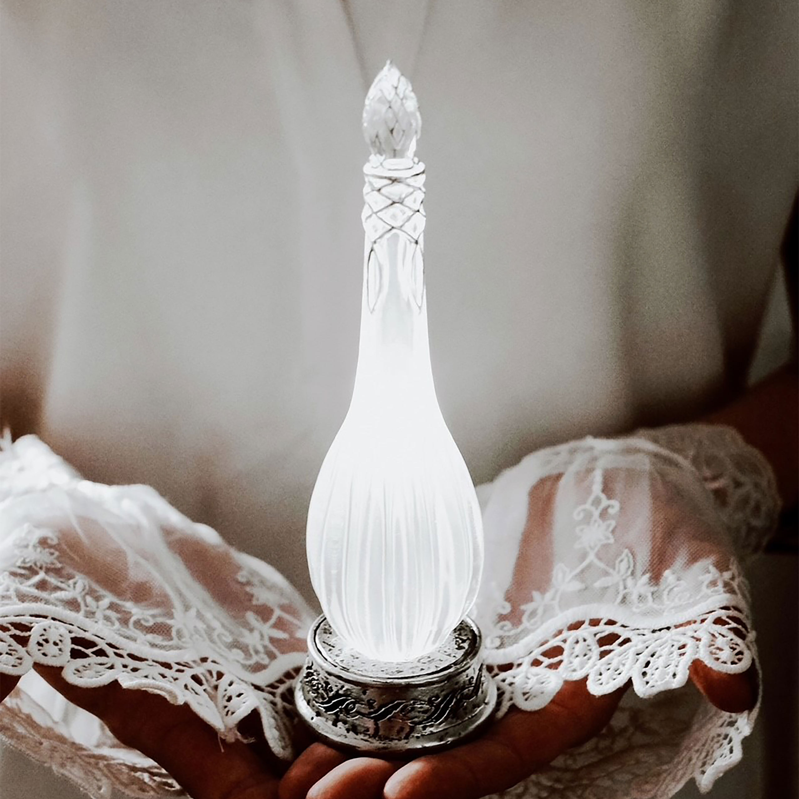 Phial of Galadriel with Light - Lord of the Rings