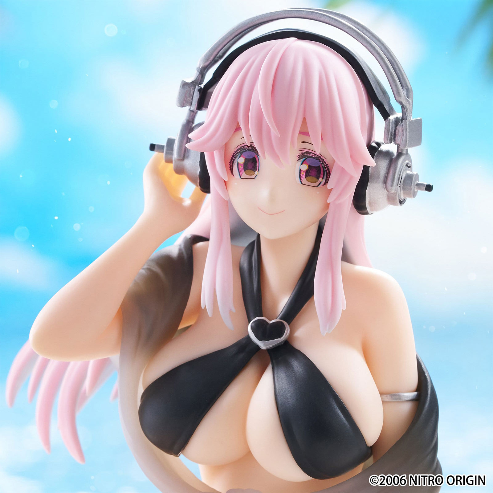 Super Sonico - Noodle Stopper Figure Swimsuit Black Color Version