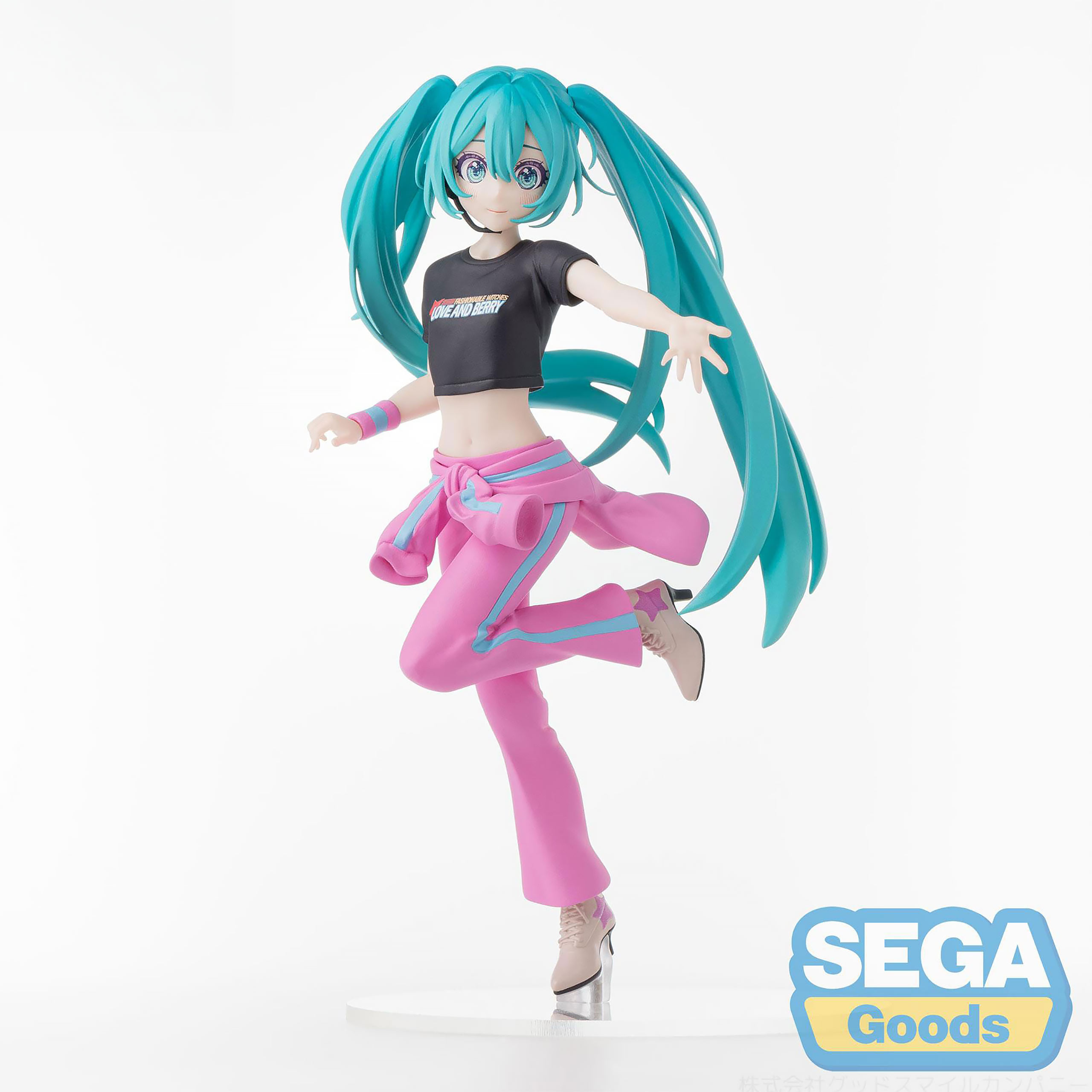 Hatsune Miku - Love and Berry Dress Up and Dance! Figura Versión Traje Berry