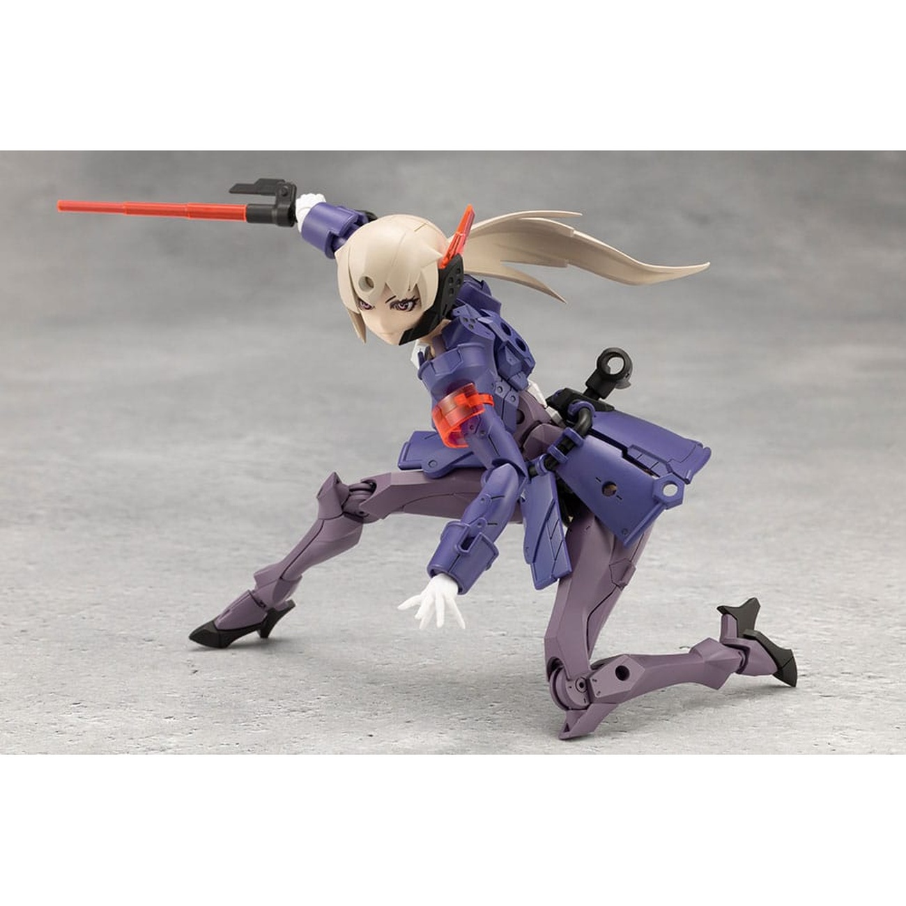 Megalomaria Unlimited Universe – Valiant Modelkit-figuur