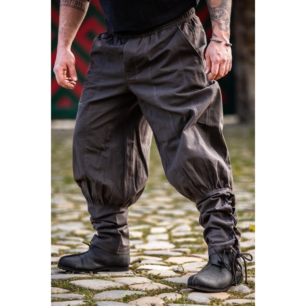 Mittelalter Hose Tiago mit Beinschnürung braun