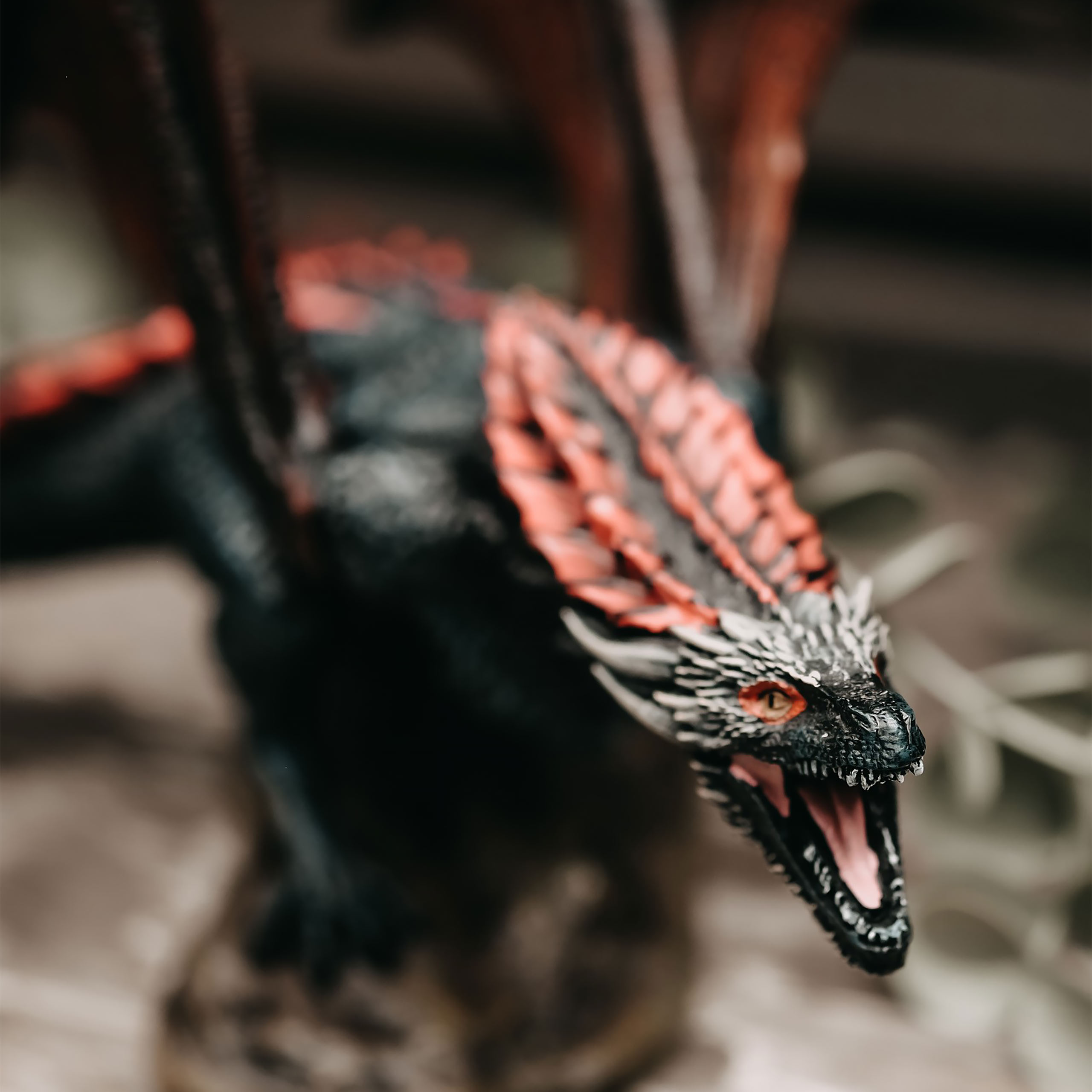 Game of Thrones - Drogon Statue