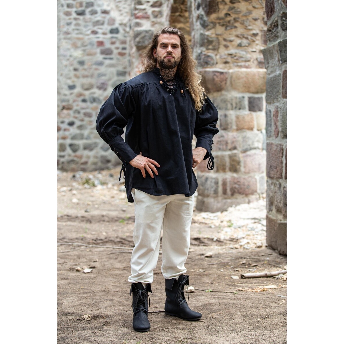 Medeltida Skjorta Claude med Snörade Manschetter Svart