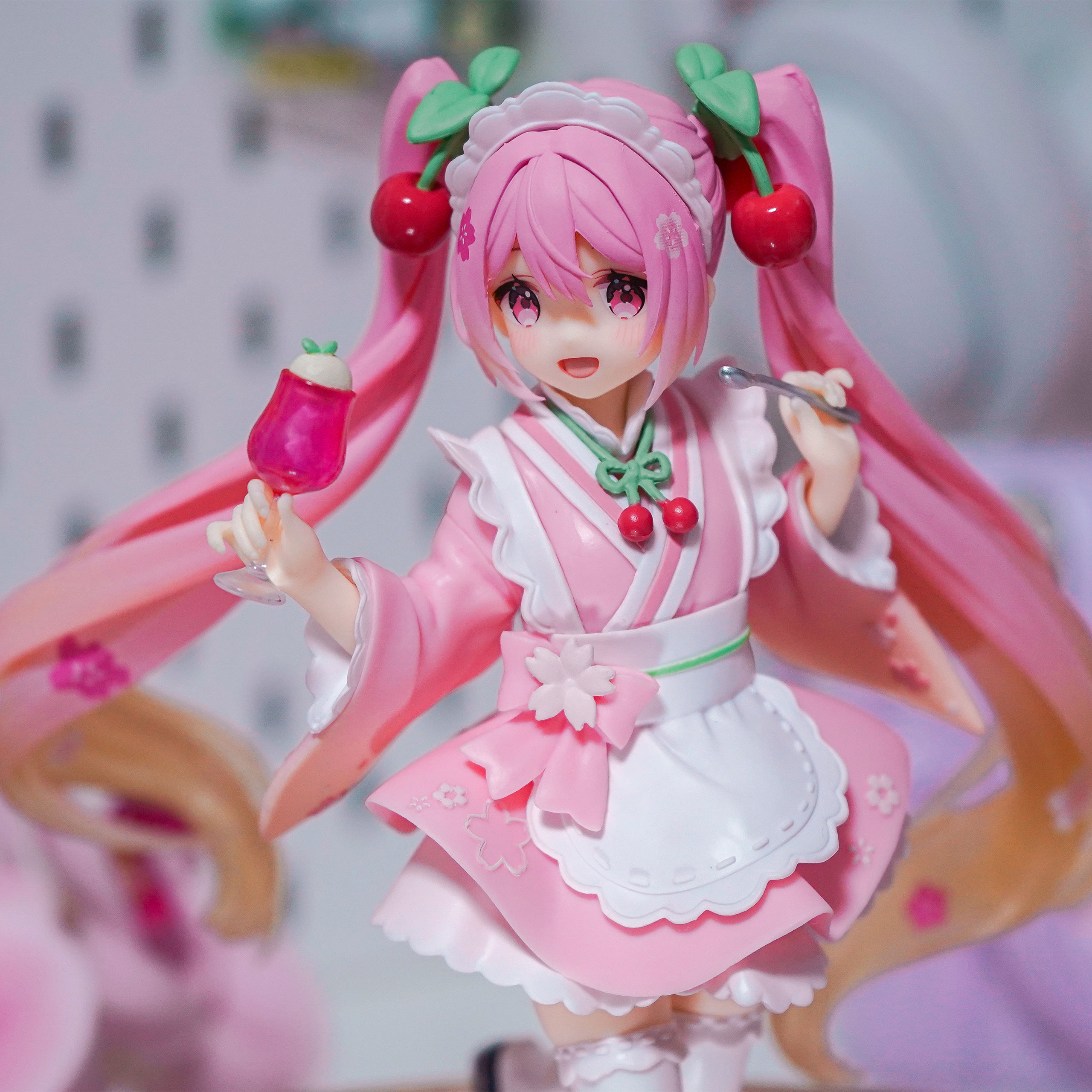 Hatsune Miku - Sakura Miku Figur Japanese Cafe Version