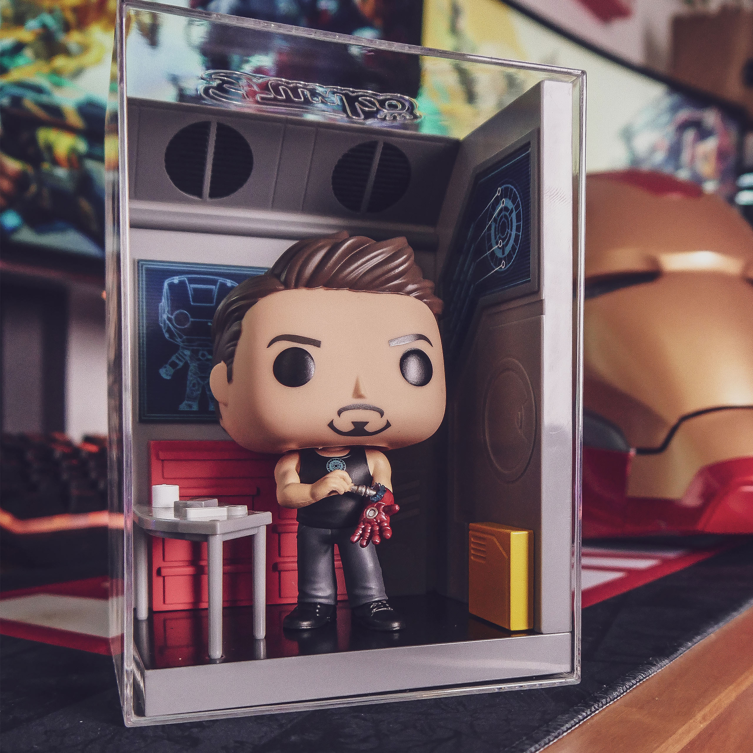 Iron Man - Tonys Werkstatt Funko Pop Nooks Diorama
