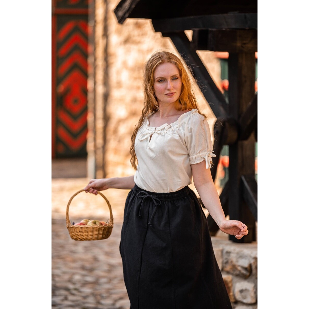Medieval Short-Sleeve Blouse Otilia beige