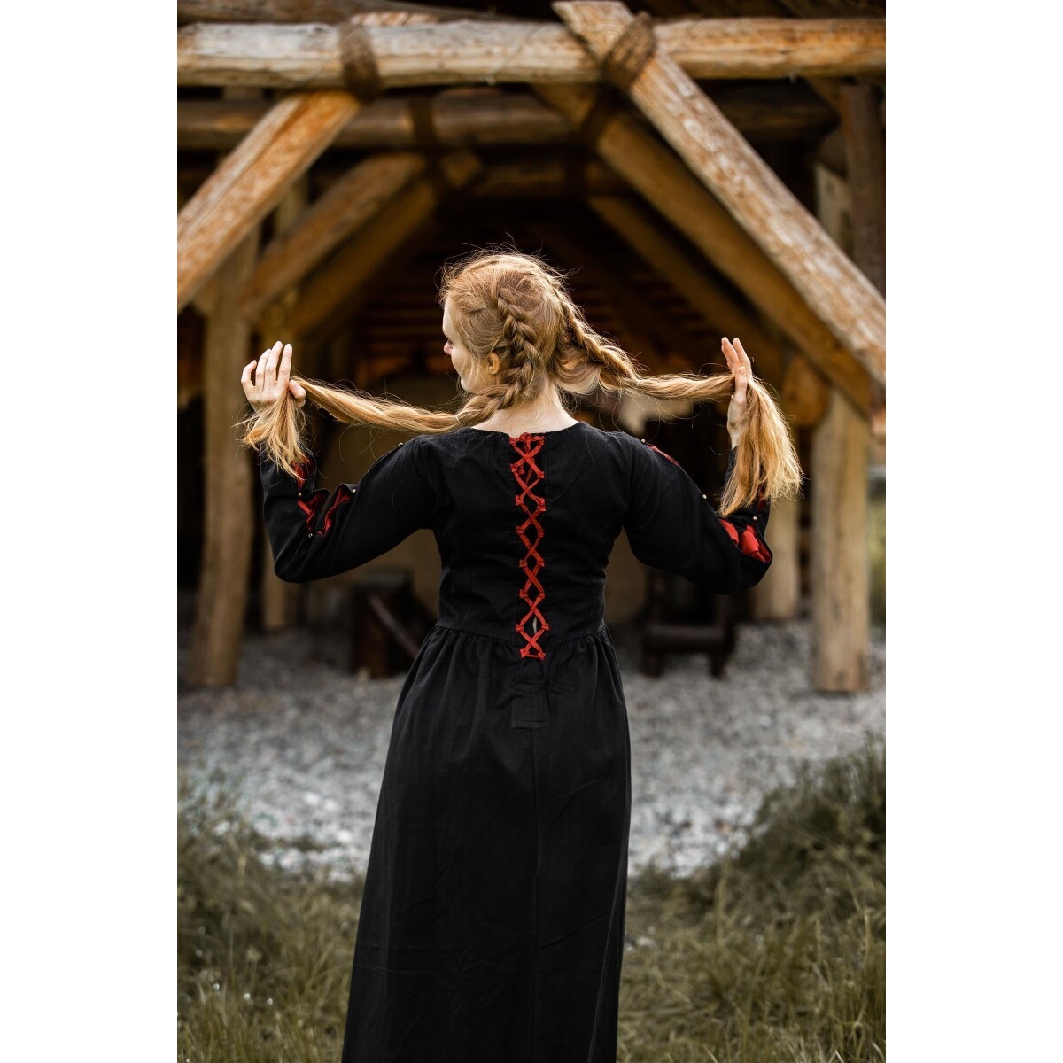 Medieval Dress Medusa black-red