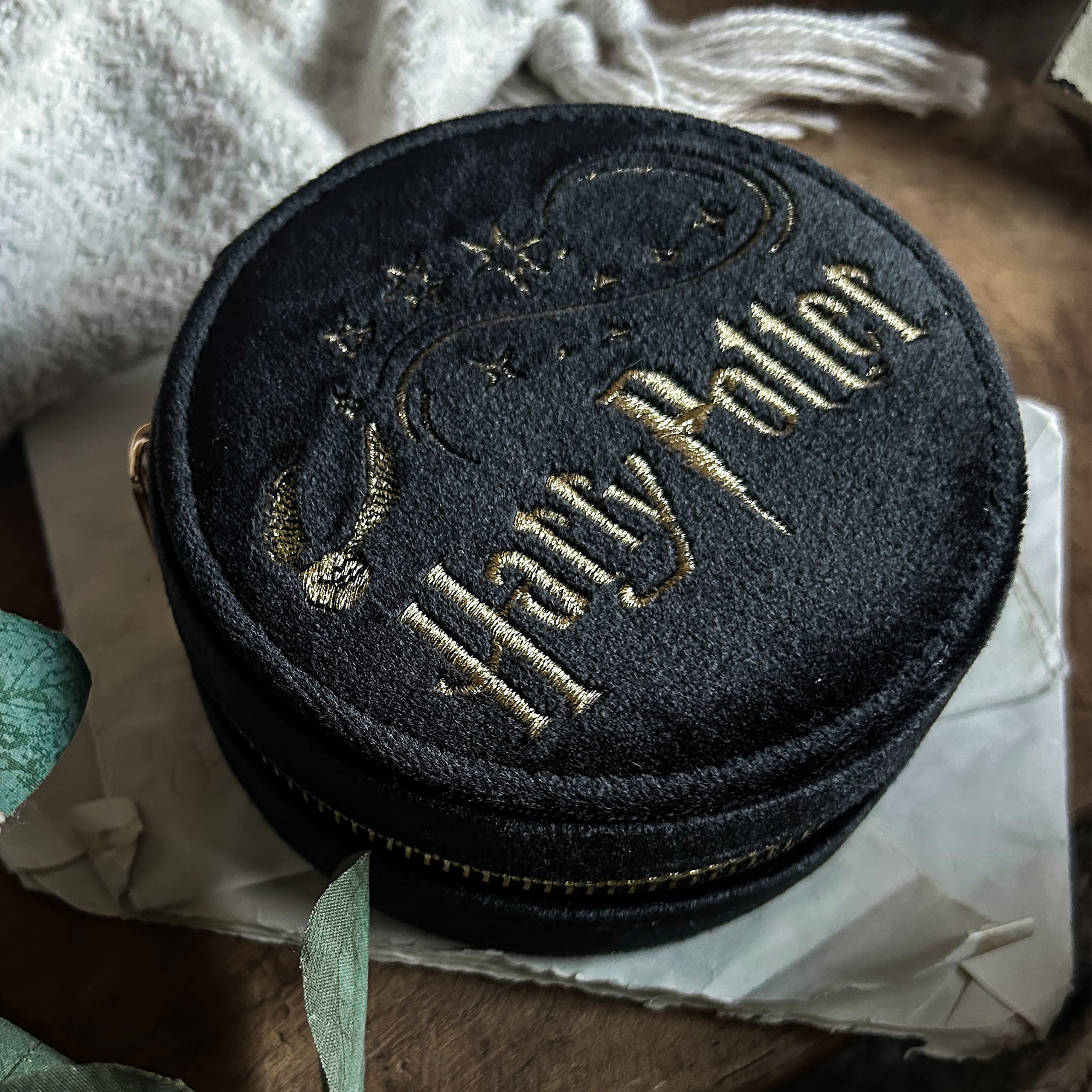 Harry Potter - Golden Snitch Plush Jewelry Box