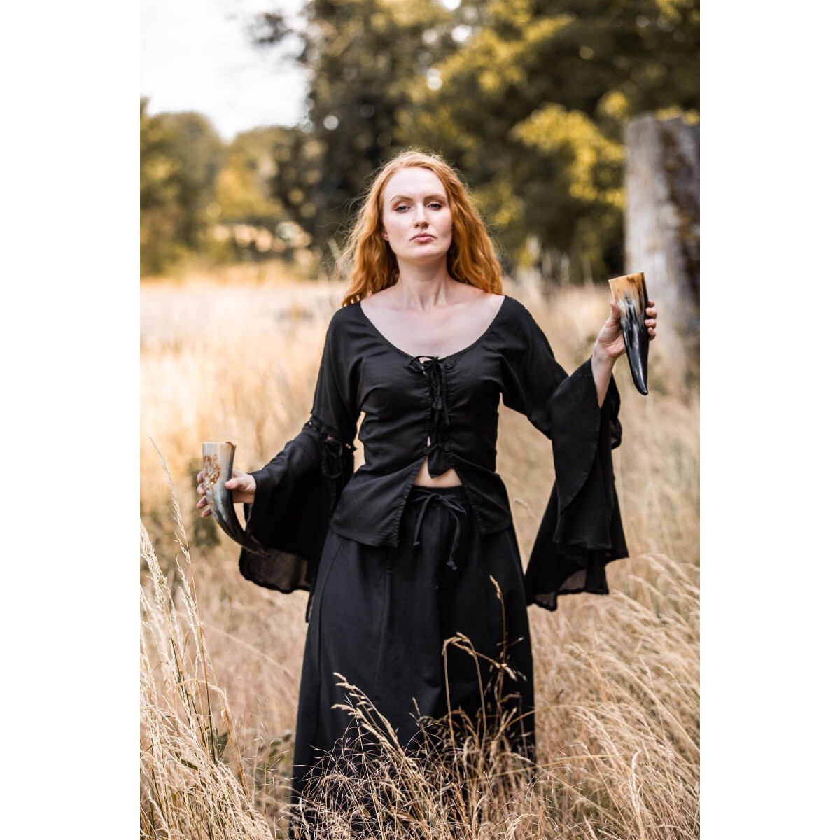 Medeltida blus Carmen svart