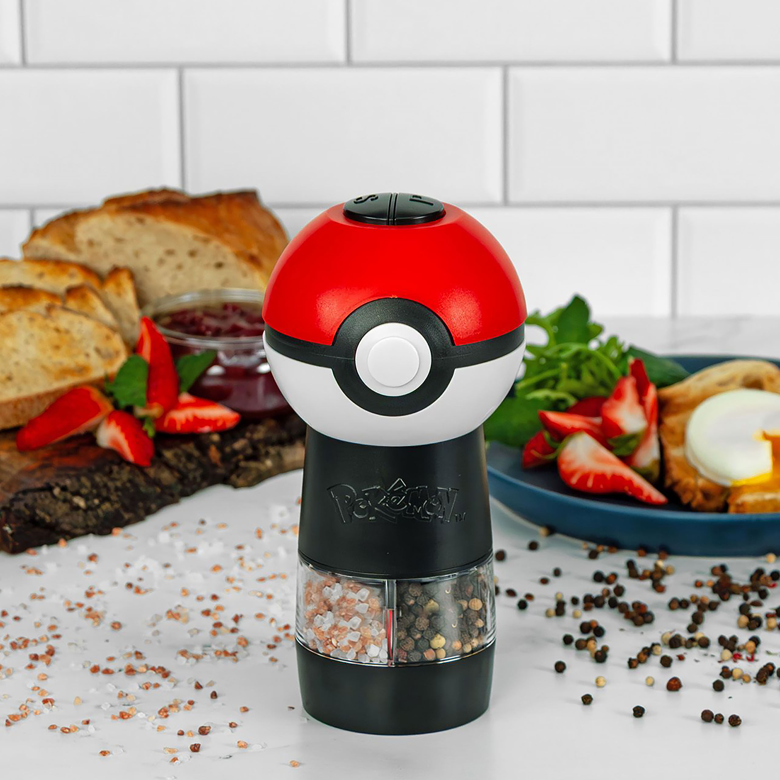 Pokémon - Poké Ball Elektrische zout- & pepermaal