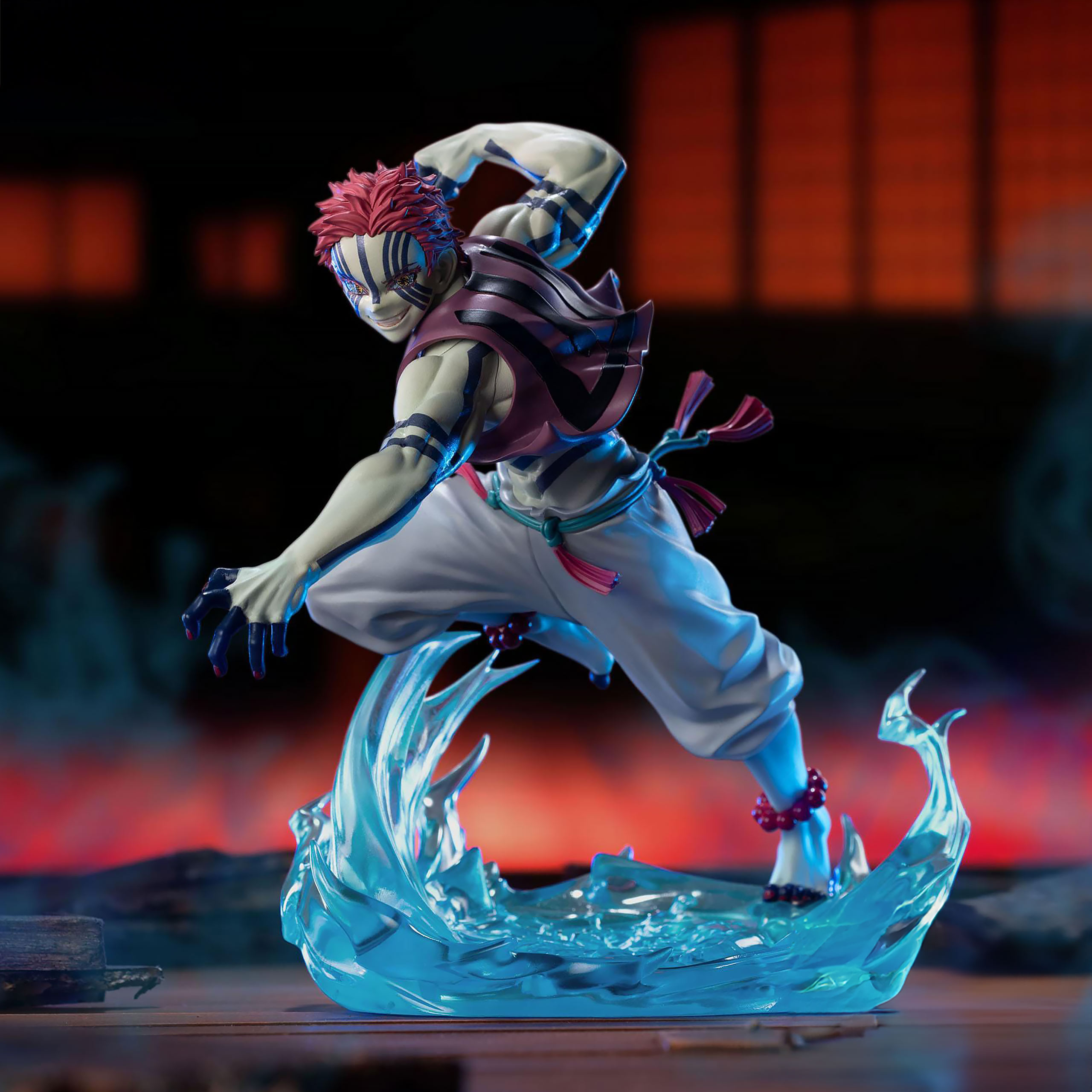 Demon Slayer - Akaza Xross Link Anime Figure 14 cm