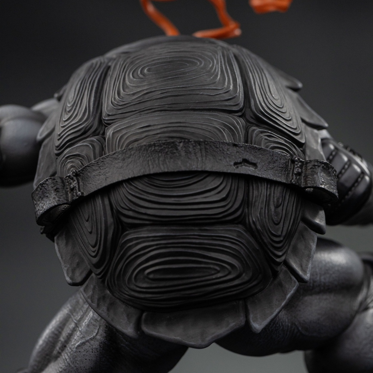 Teenage Mutant Ninja Turtles Art Scale-staty 1/10 Michelangelo Svartvit Variant 26 cm heo exclusive