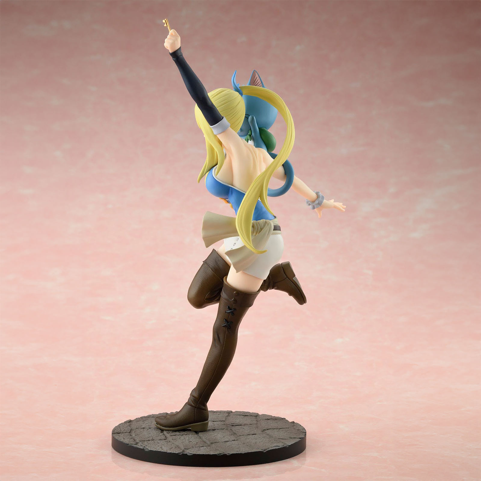 Fairy Tail - Lucy Heartfilia 1:8 Statue Wink Version