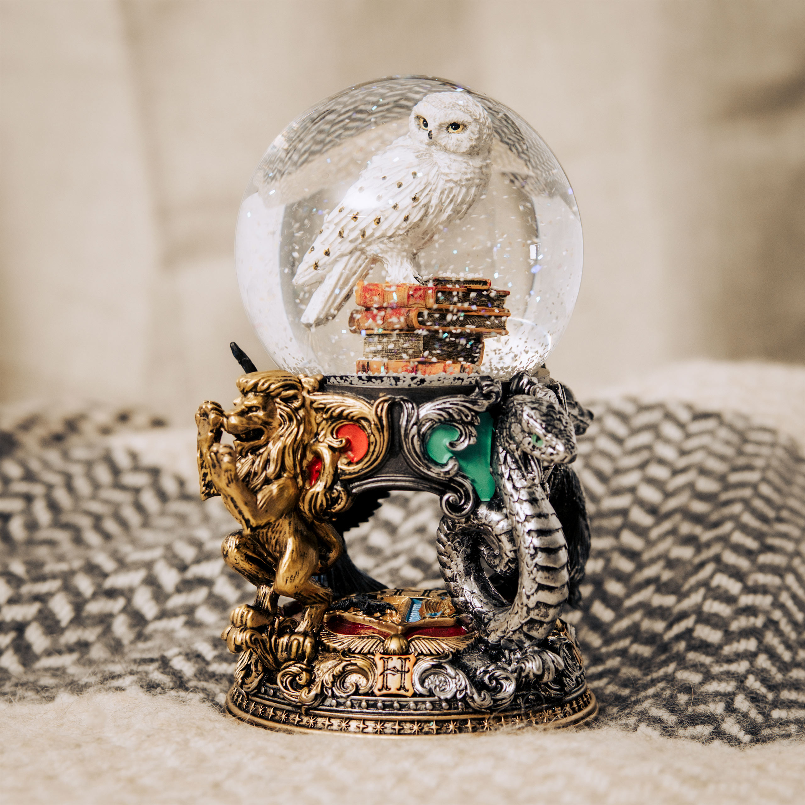 Hedwig Snow Globe Deluxe - Harry Potter