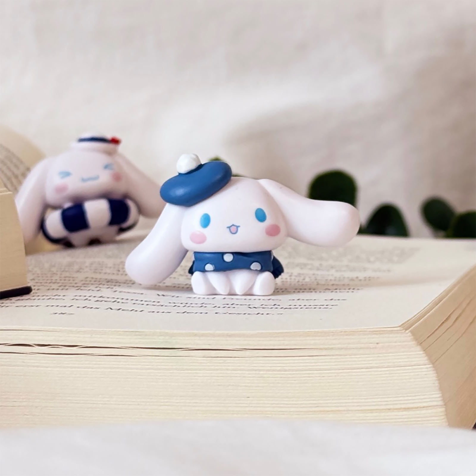 Sanrio - Cinnamoroll My Favourite Colour Mystery Twinchees Figure