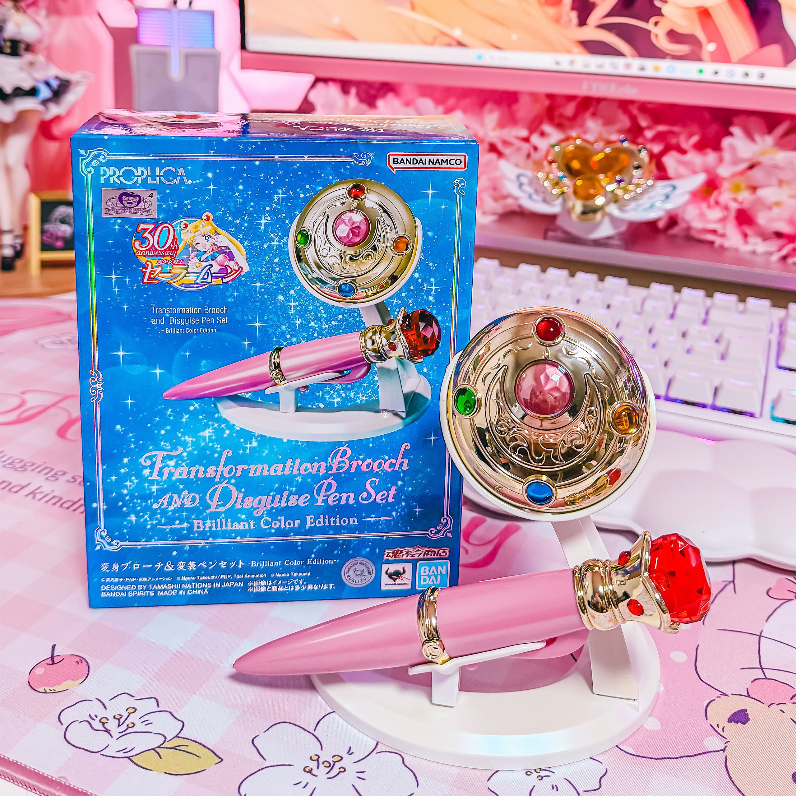 Sailor Moon - Transformation Brooch & Transformation Pen with Light and Sound Effects