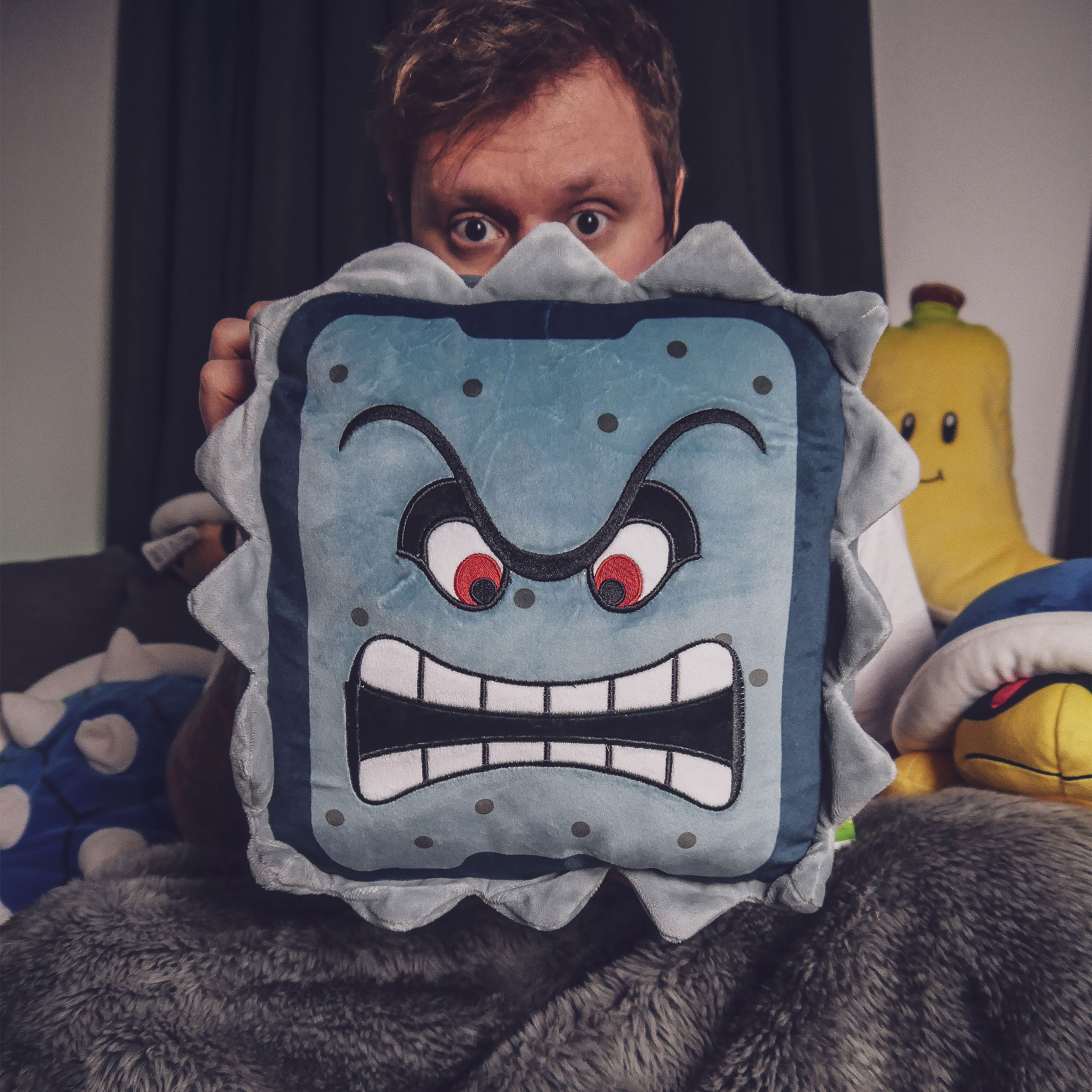 Super Mario - Thwomp Mocchi-Mocchi Plüsch Figur