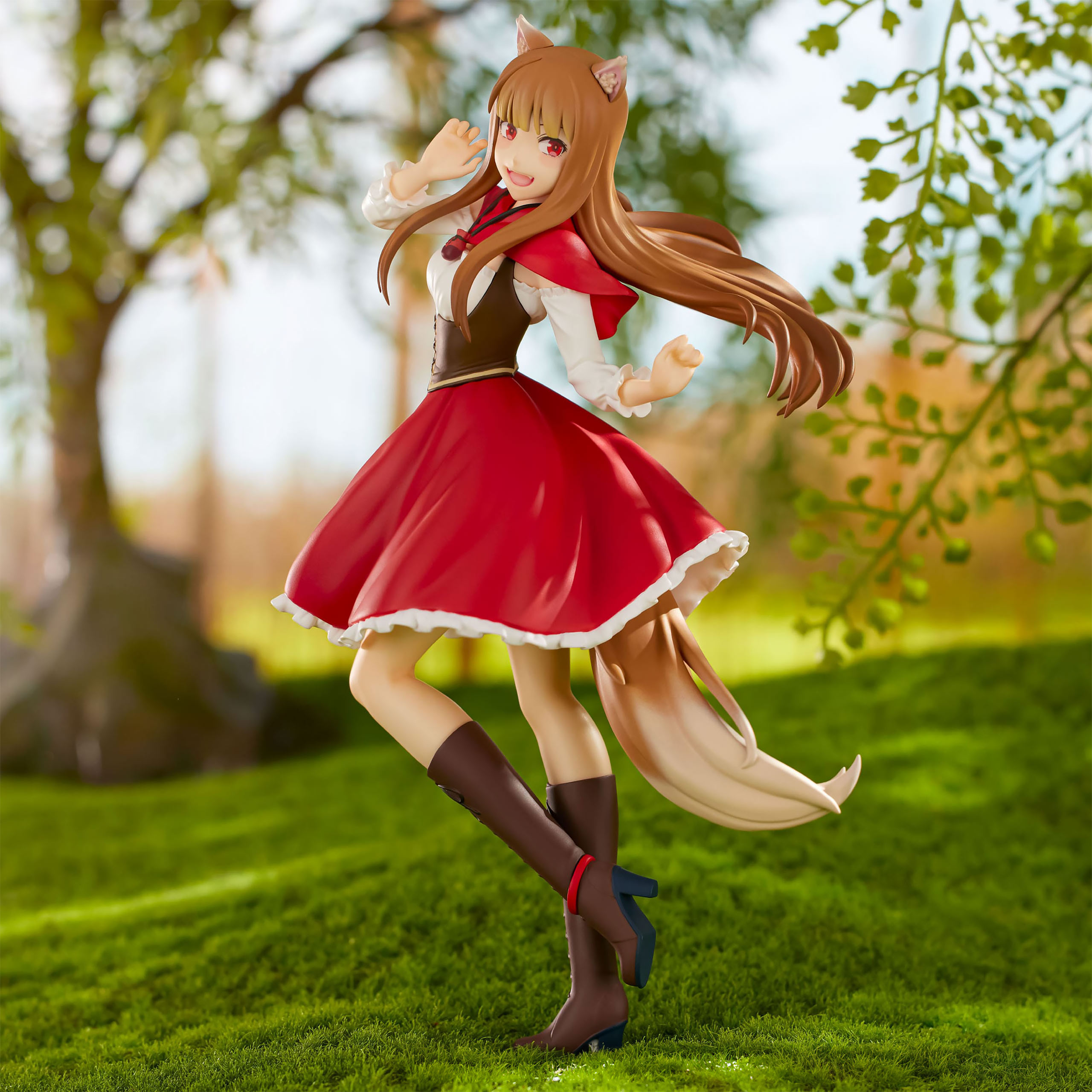 Spice and Wolf - Figura Holo Versión Red Hood